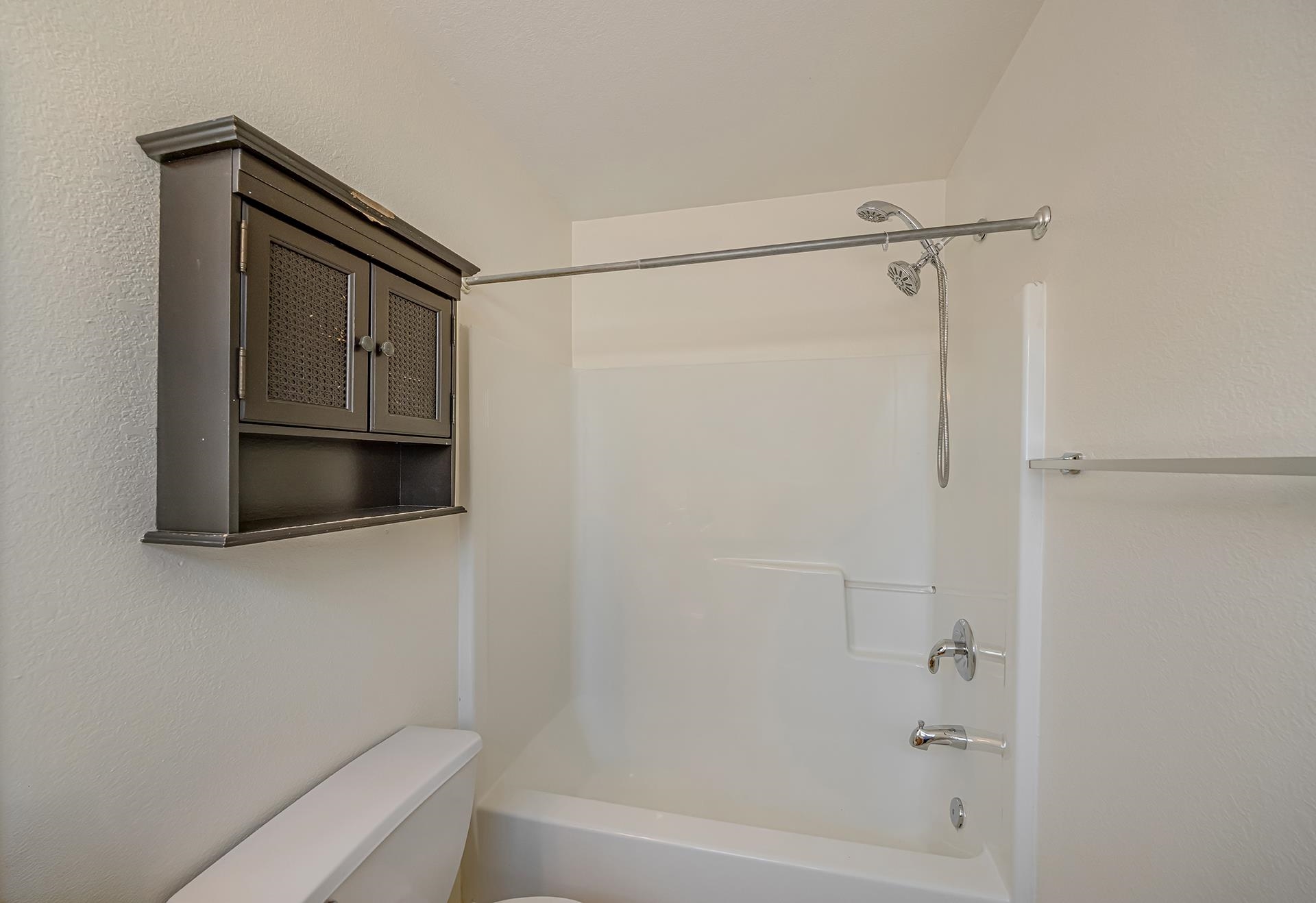 493 Aspen Grove Drive Property Photo 14