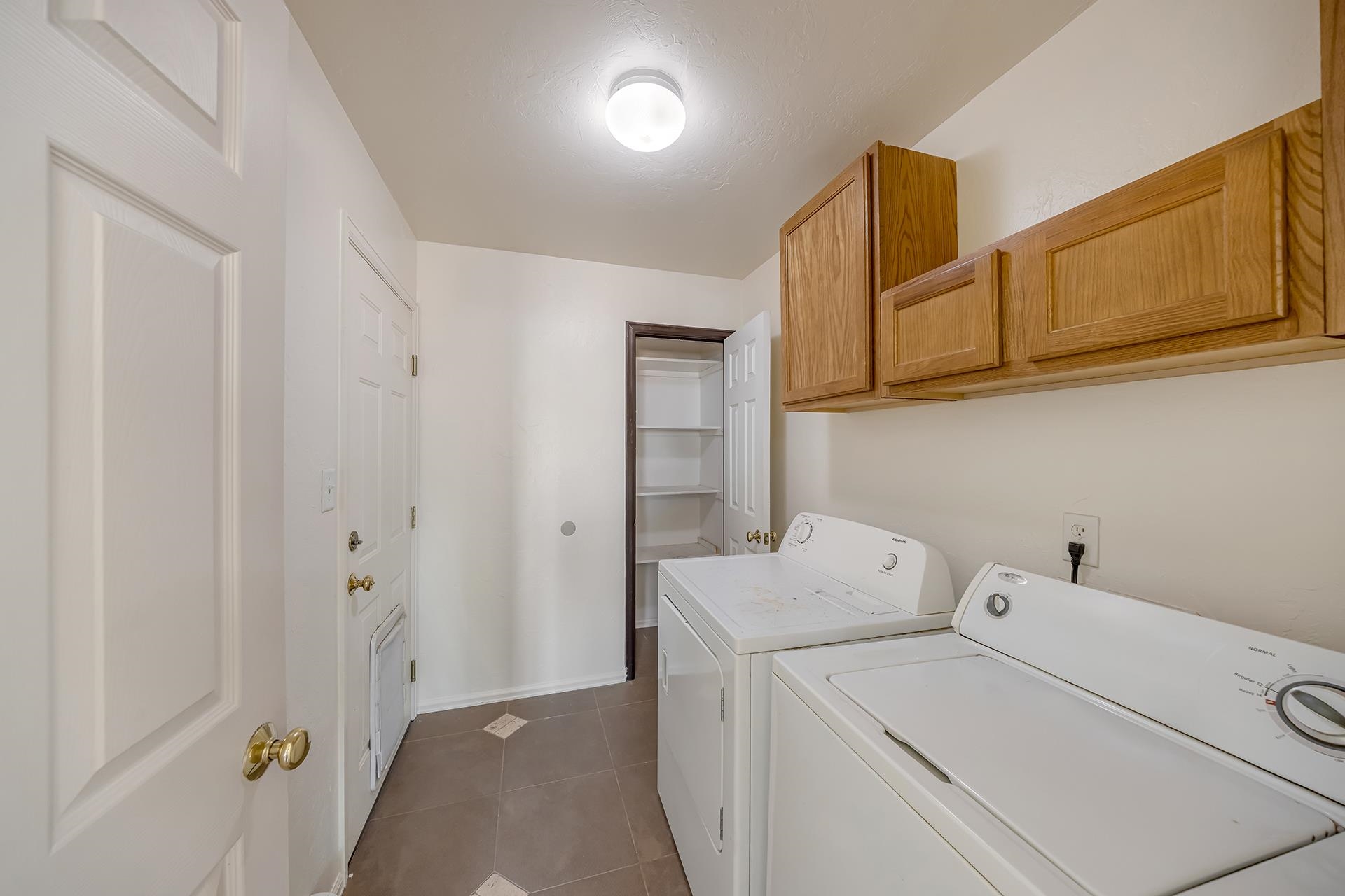 493 Aspen Grove Drive Property Photo 21