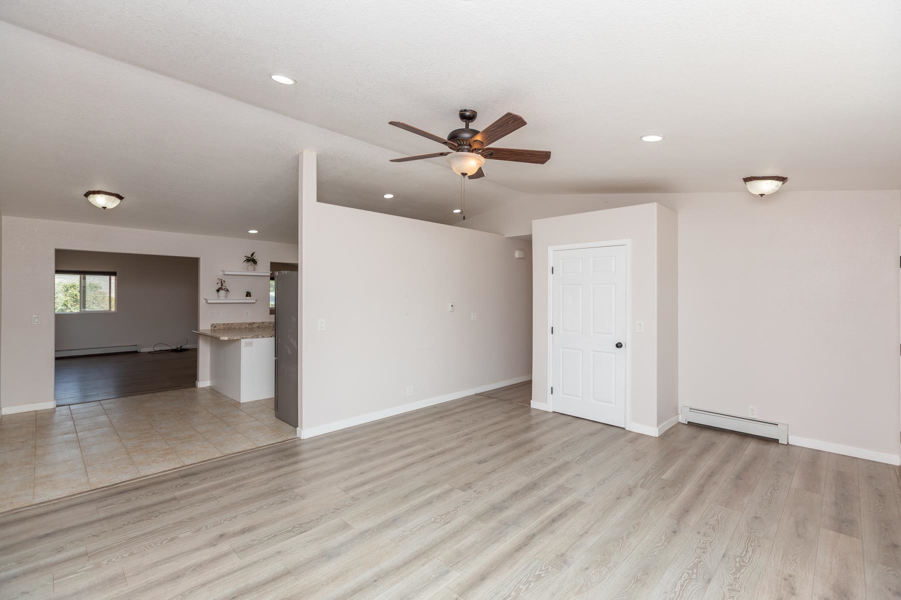 2946 Ronda Lee Road Property Photo 6