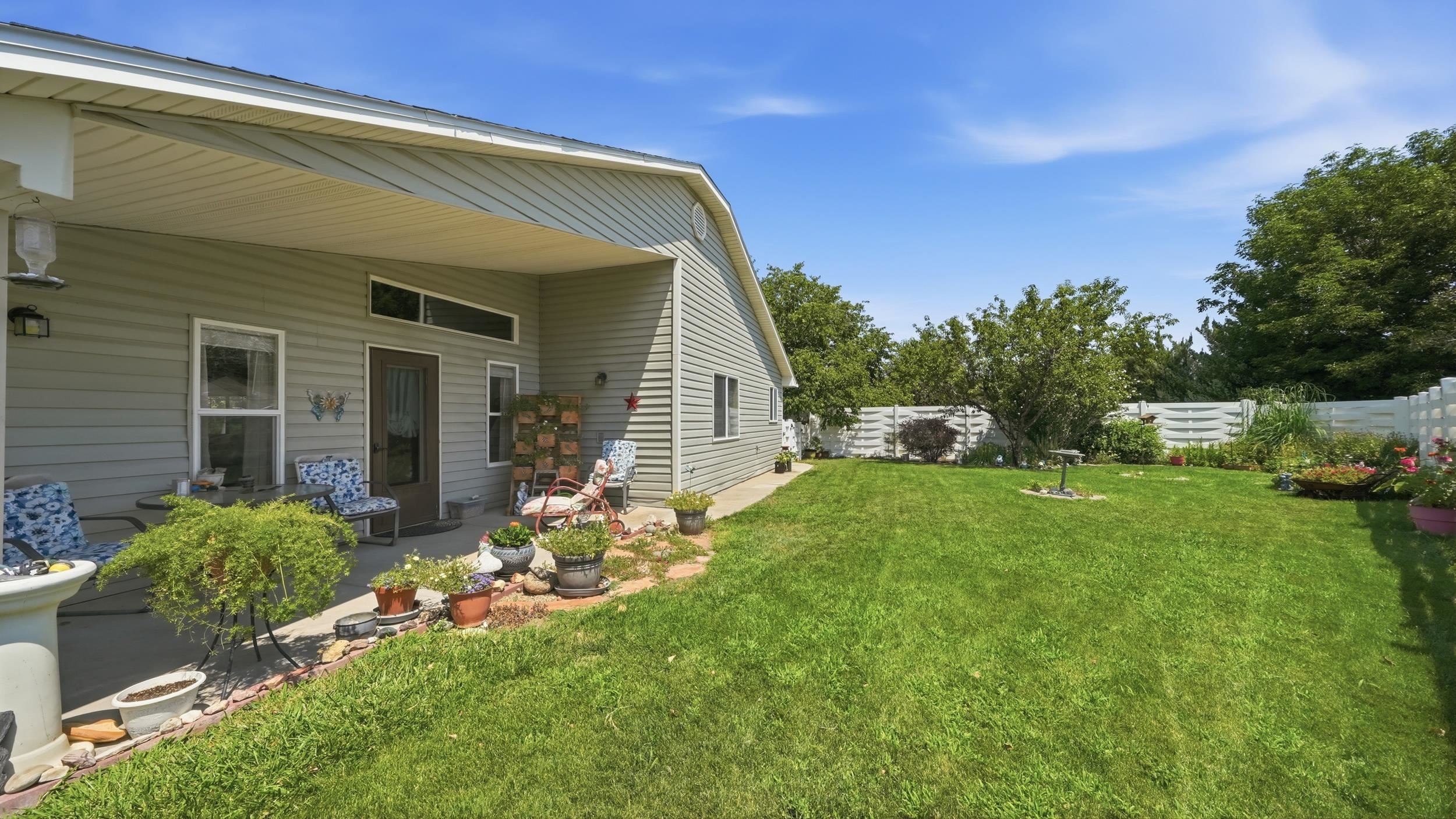 2857 Pinehurst Lane Property Photo 6