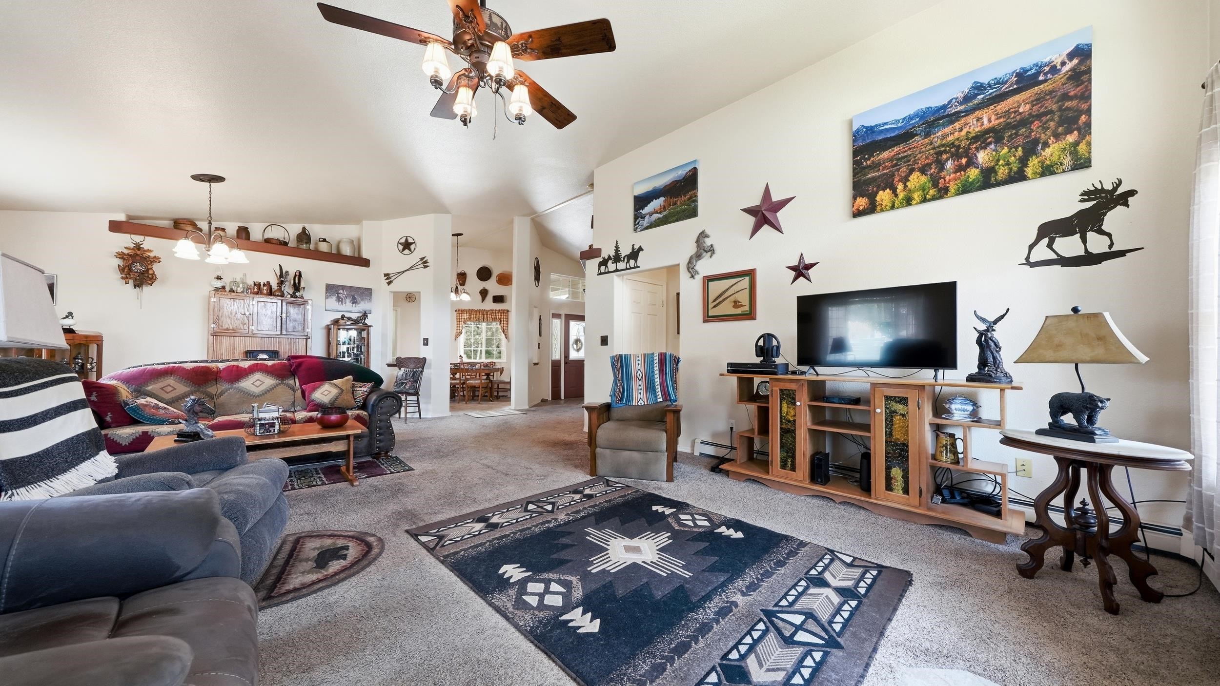 2857 Pinehurst Lane Property Photo 9
