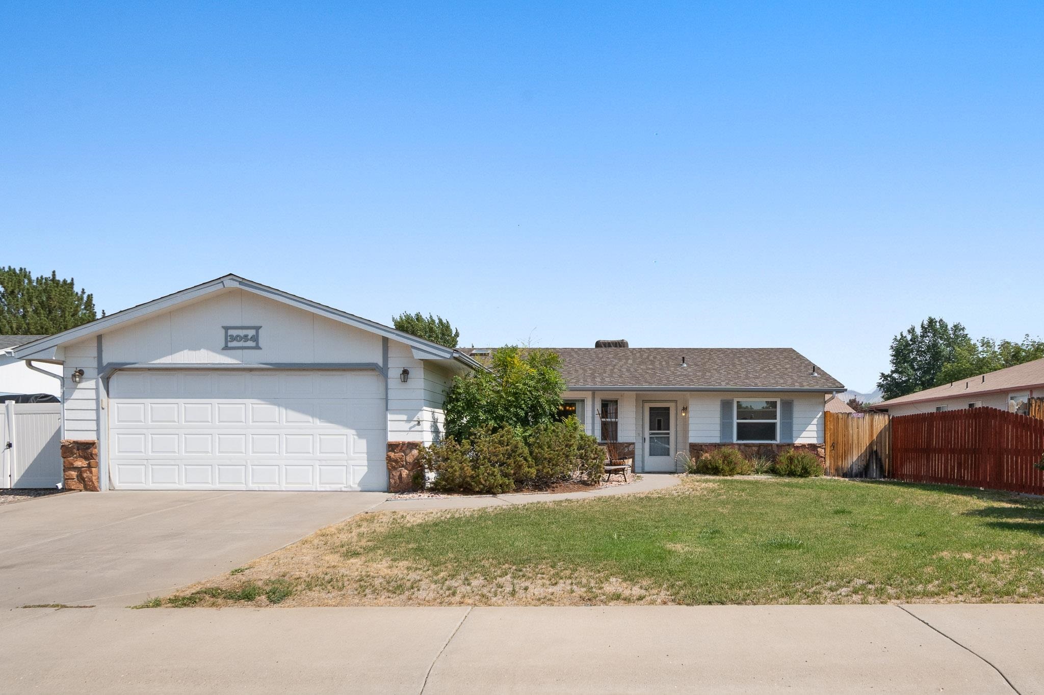 3054 Camelot Place