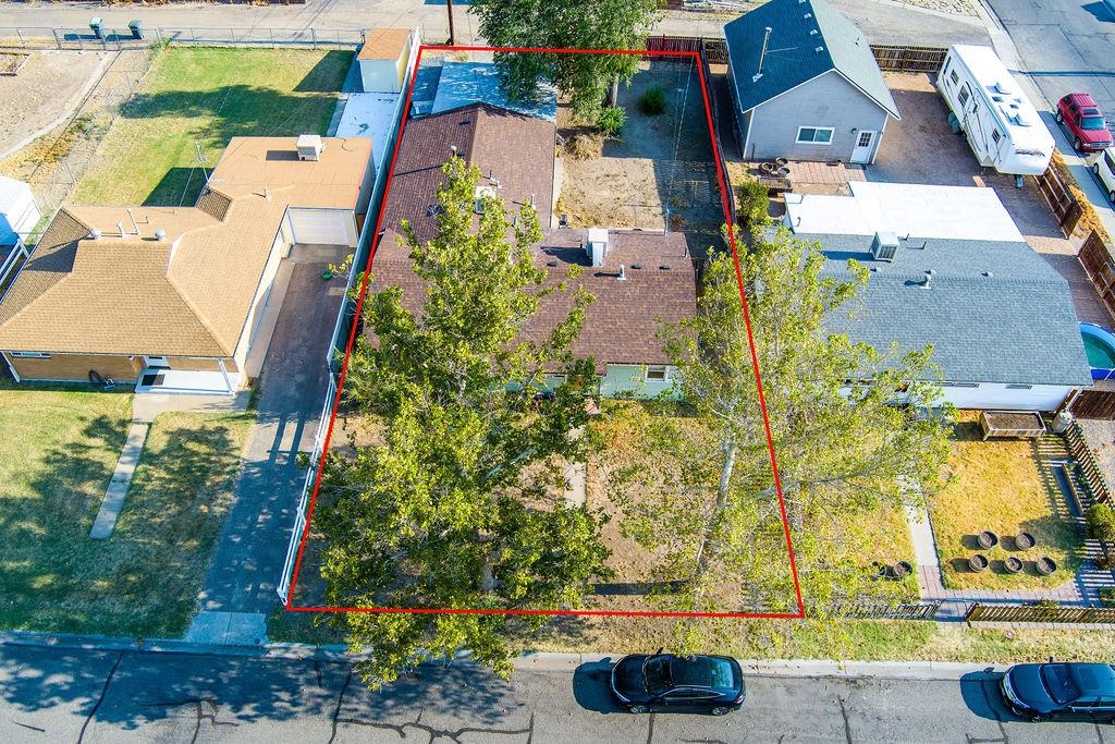 2430 Bunting Avenue Property Photo 3