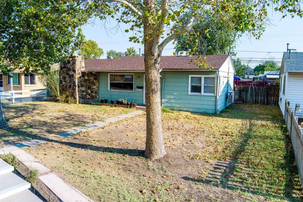 2430 Bunting Avenue Property Photo 7