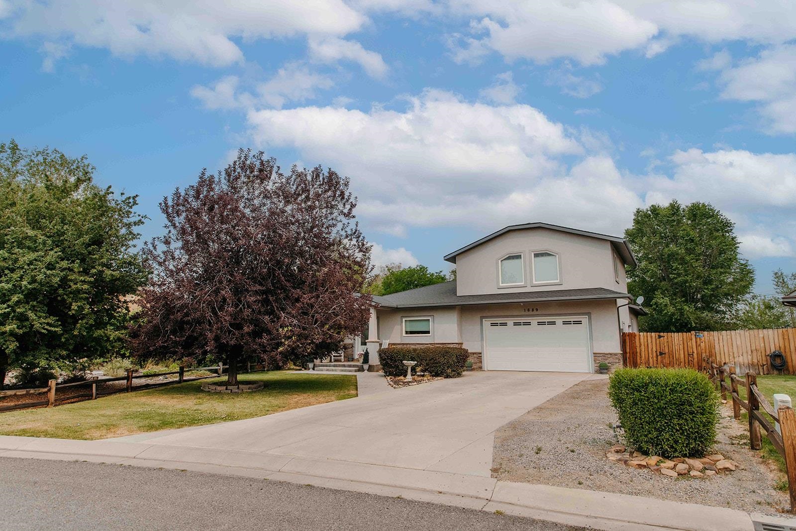 1689 6429 Circle Property Photo 1