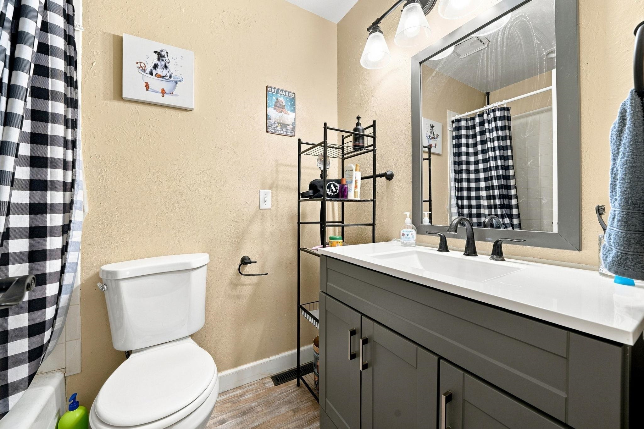 1010 Q 3/4 Road Property Photo 14