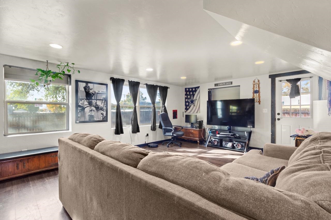 701 Highway 50 Property Photo 19