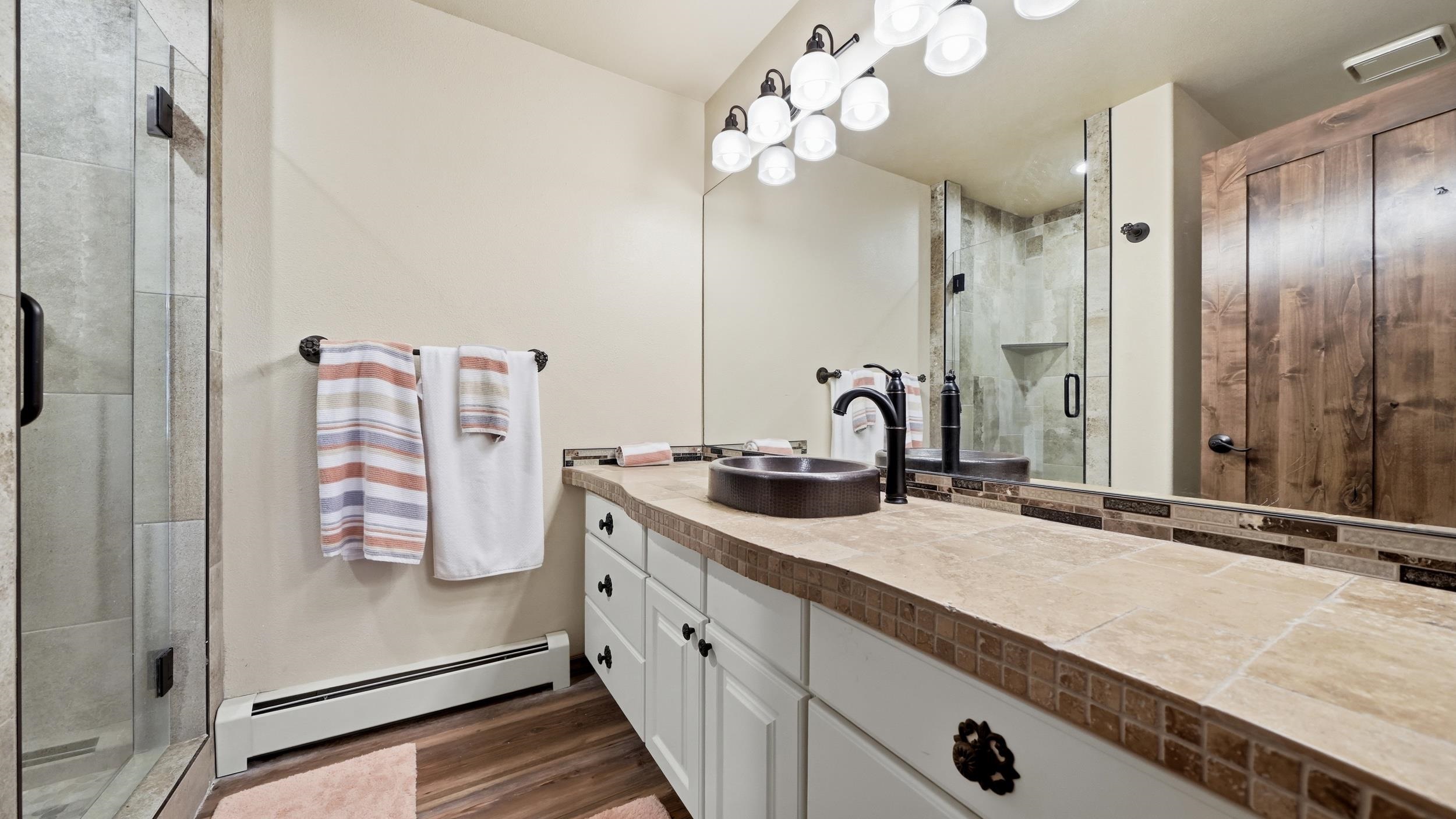 805 25 Road Property Photo 32