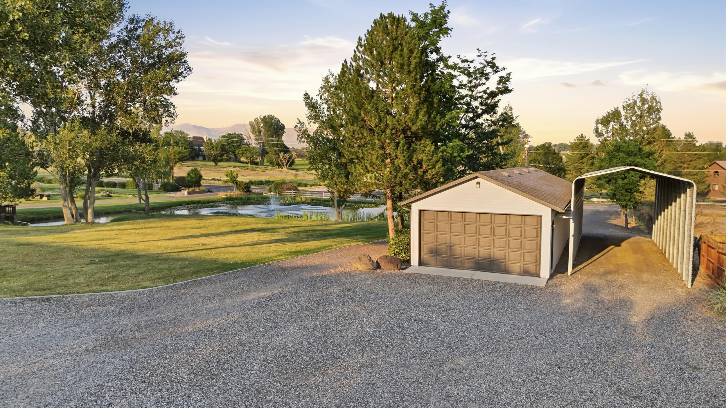 805 25 Road Property Photo 37