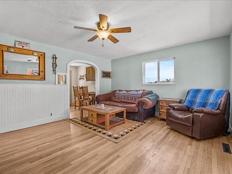 1305 M 1/4 Road Property Photo 9