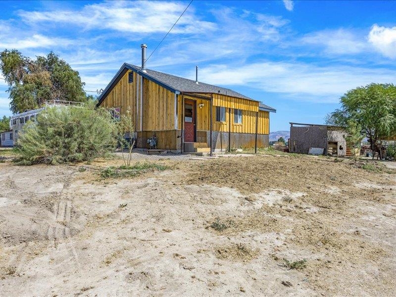 1305 M 1/4 Road Property Photo 20