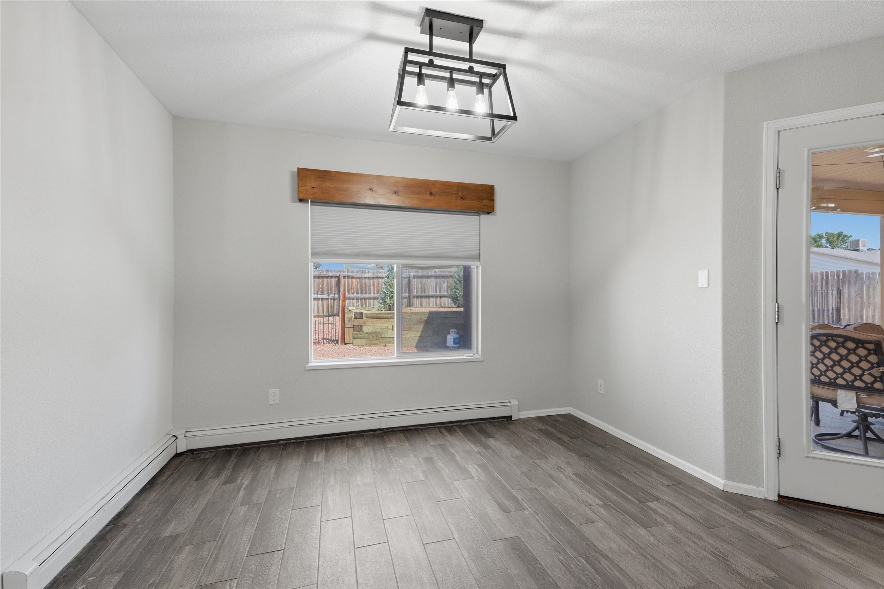 242 Narrow Leaf Drive Property Photo 12
