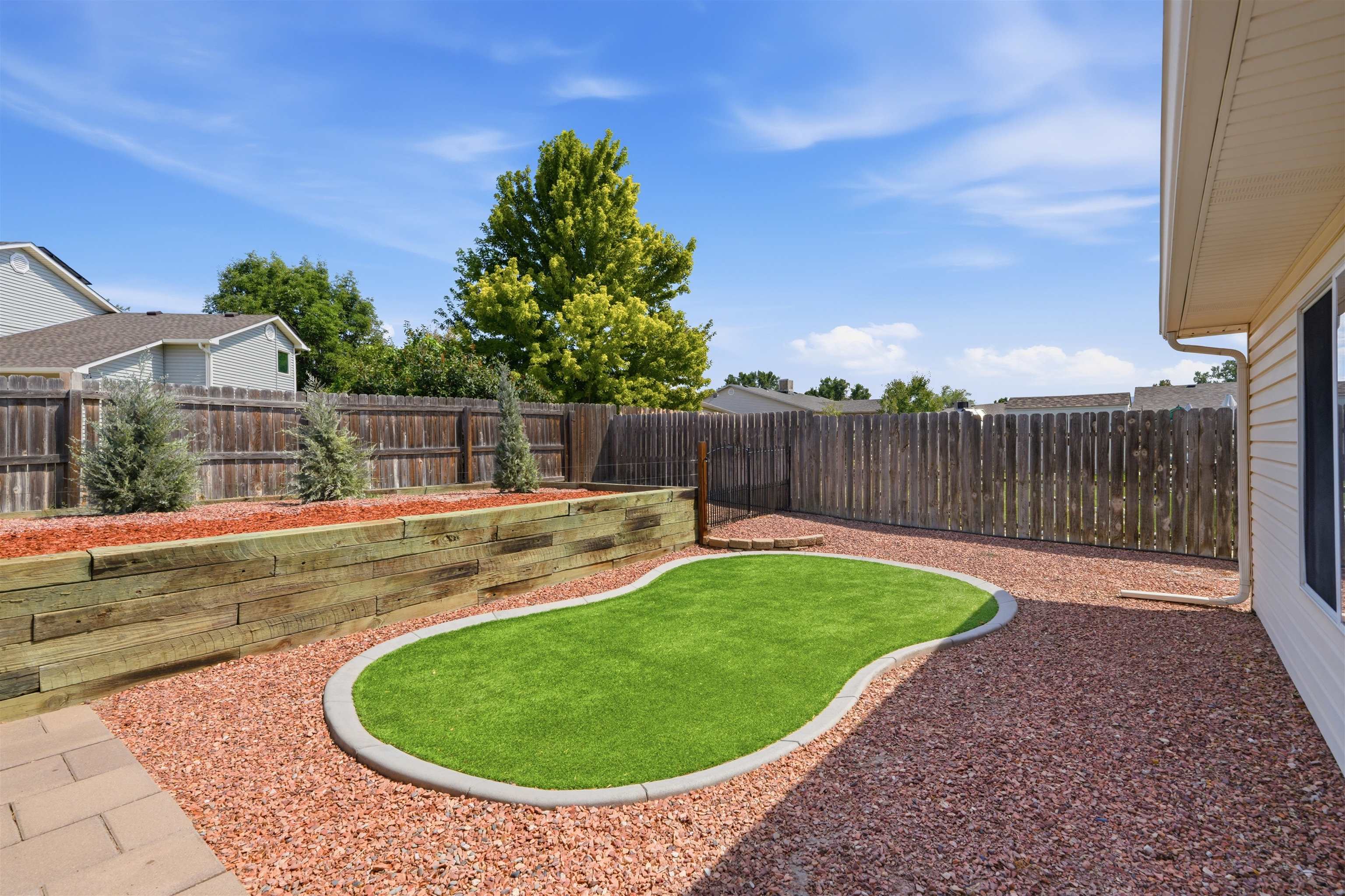 242 Narrow Leaf Drive Property Photo 26
