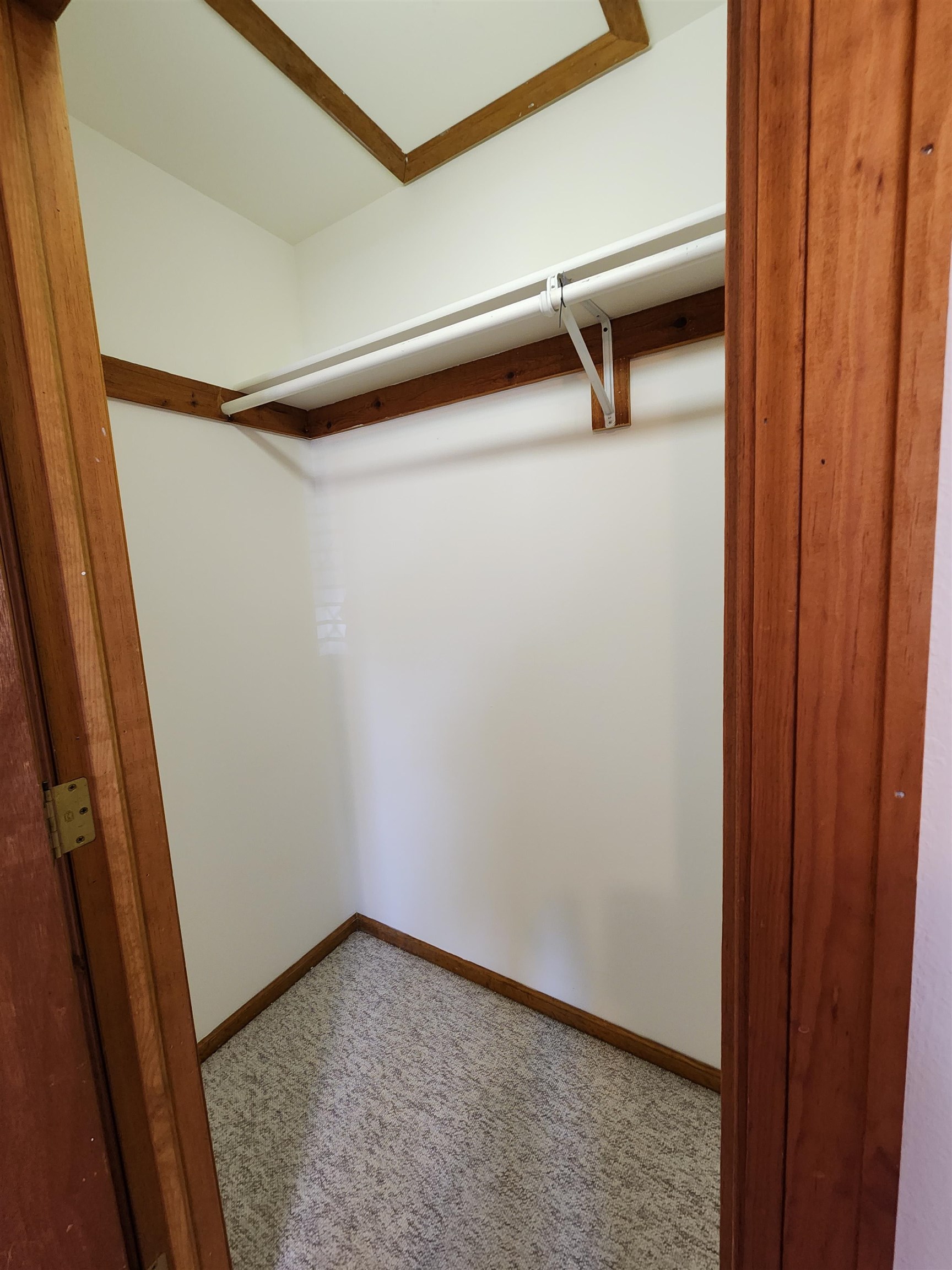 230 S E Avenue Property Photo 10