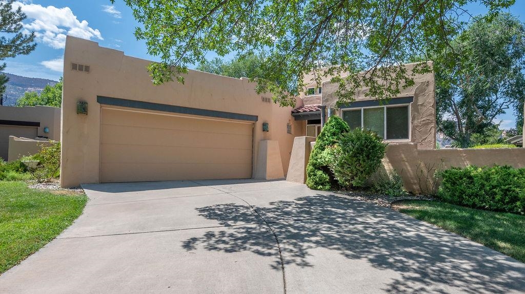 483 Seasons Court Property Photo 2