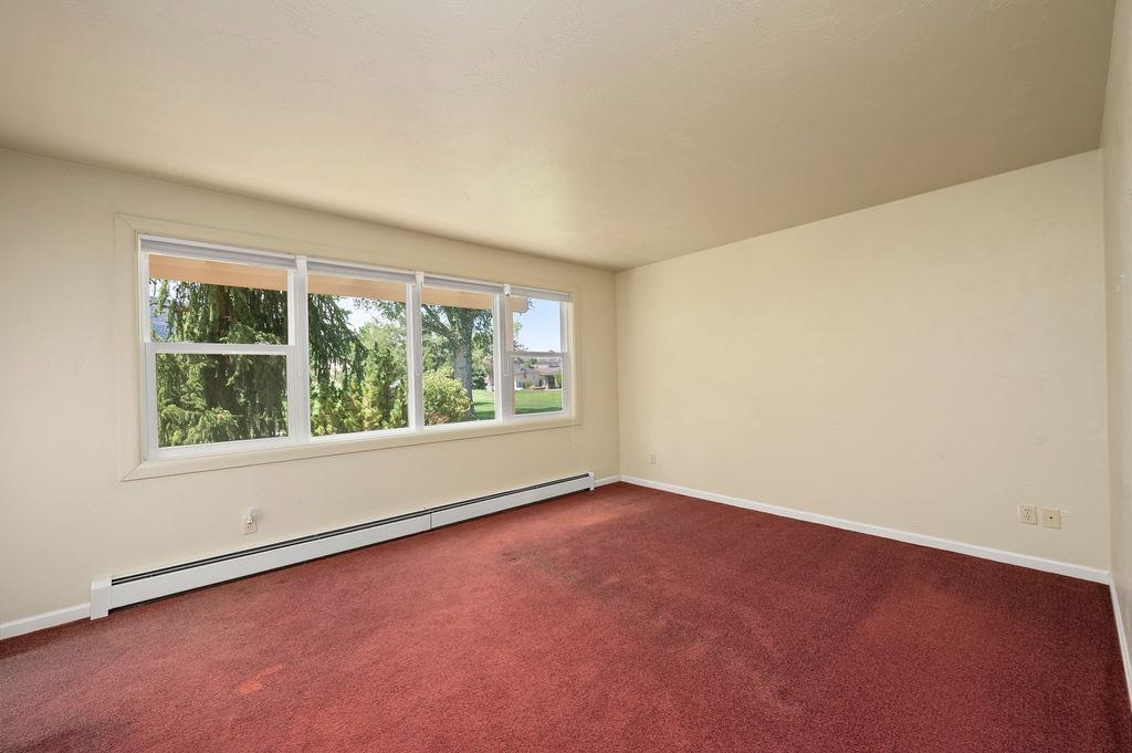 483 Seasons Court Property Photo 17