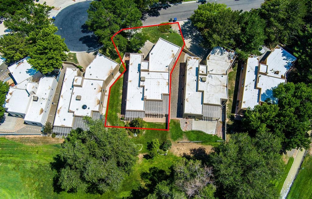 483 Seasons Court Property Photo 25