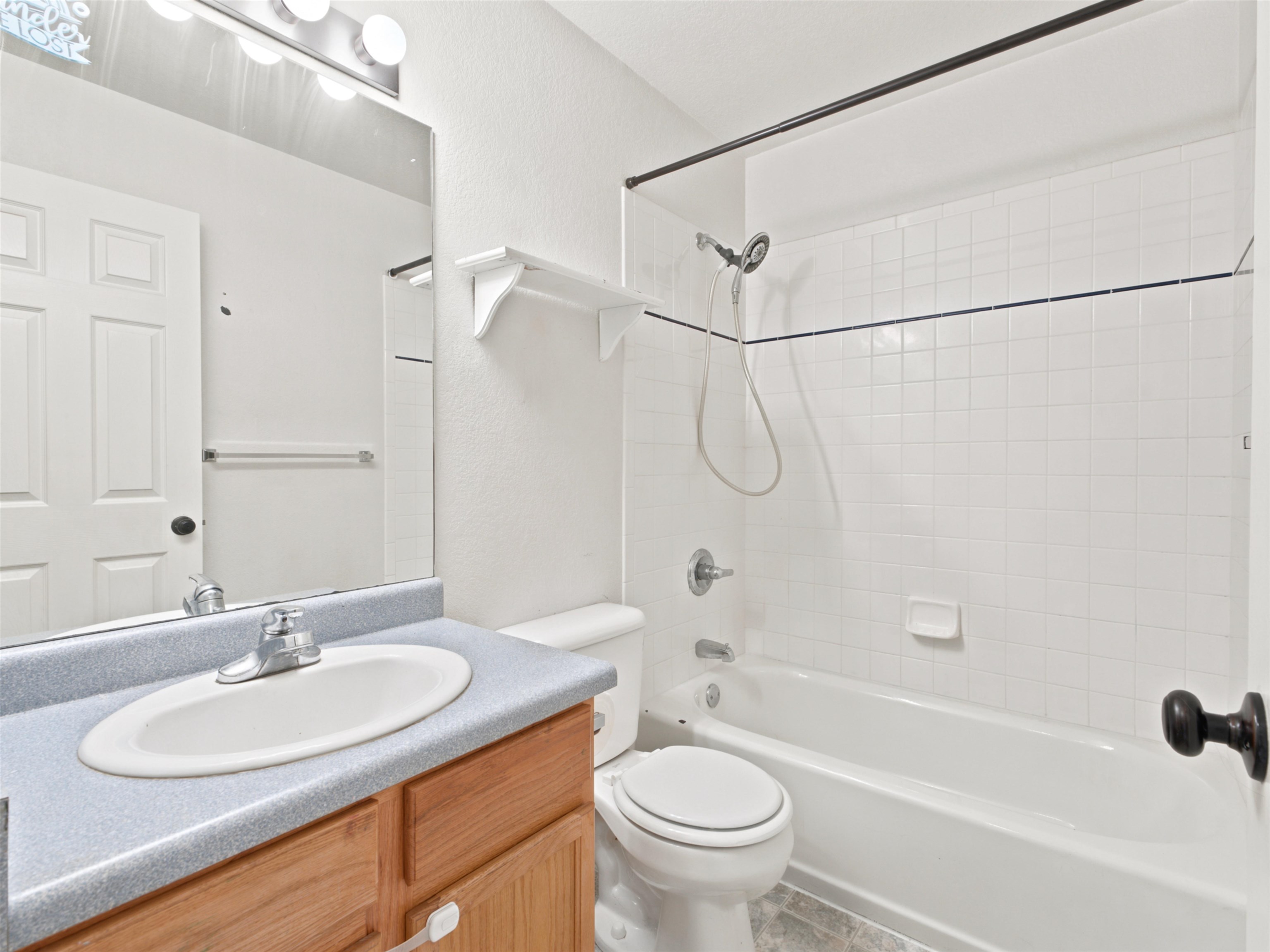 2659 B 1/2 Road Property Photo 13