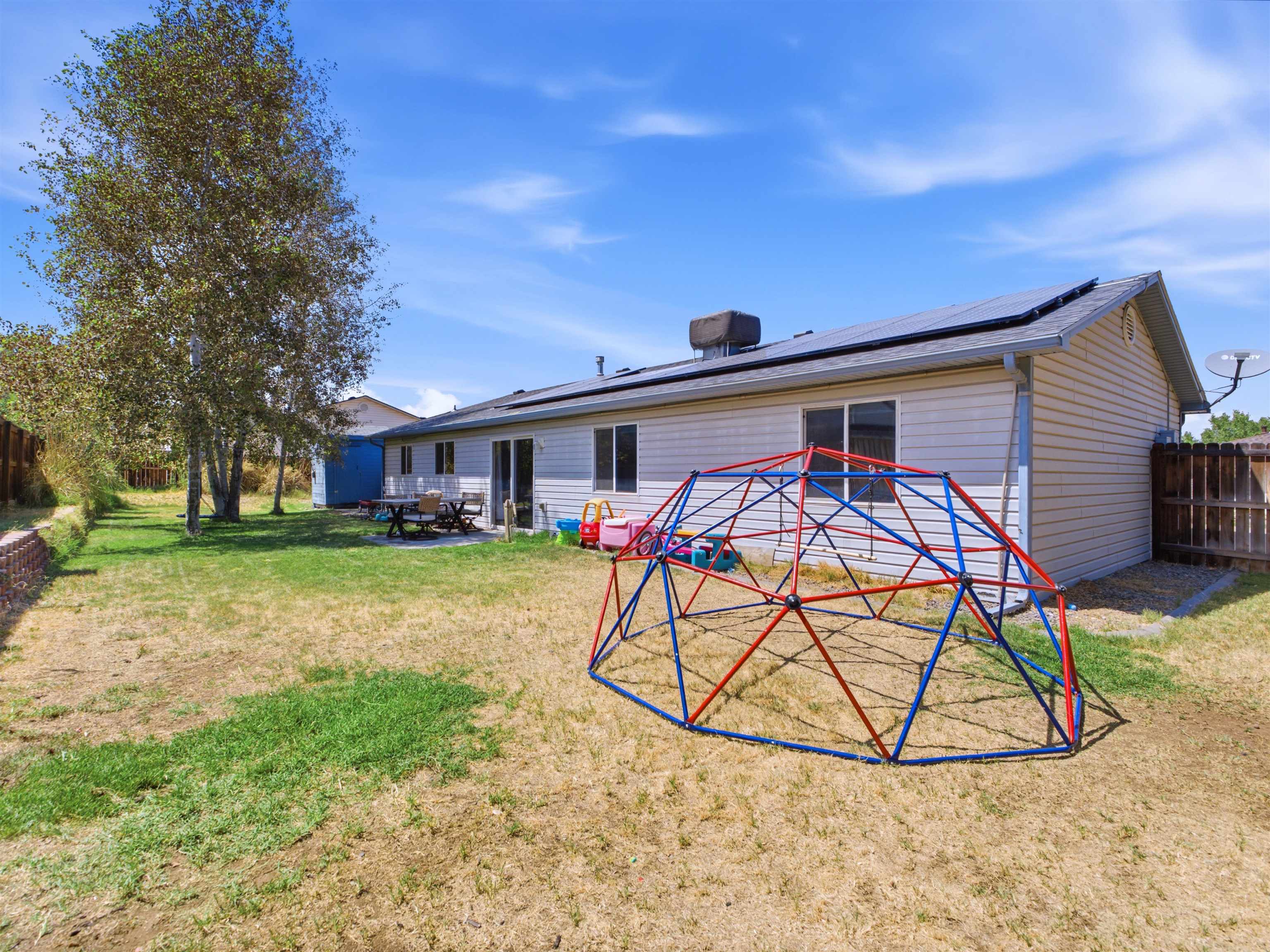 2659 B 1/2 Road Property Photo 18