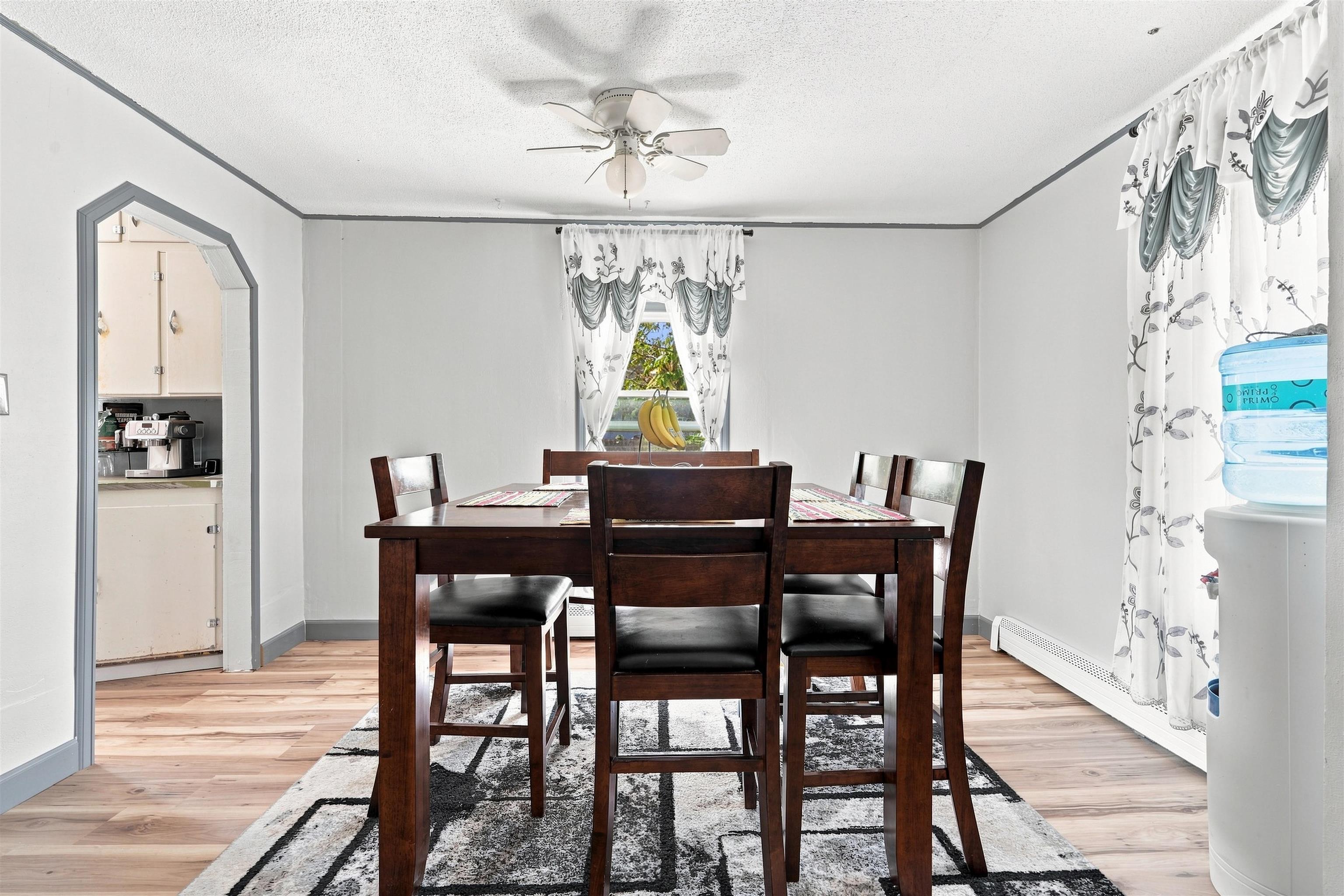 318 27 3/8 Road Property Photo 5