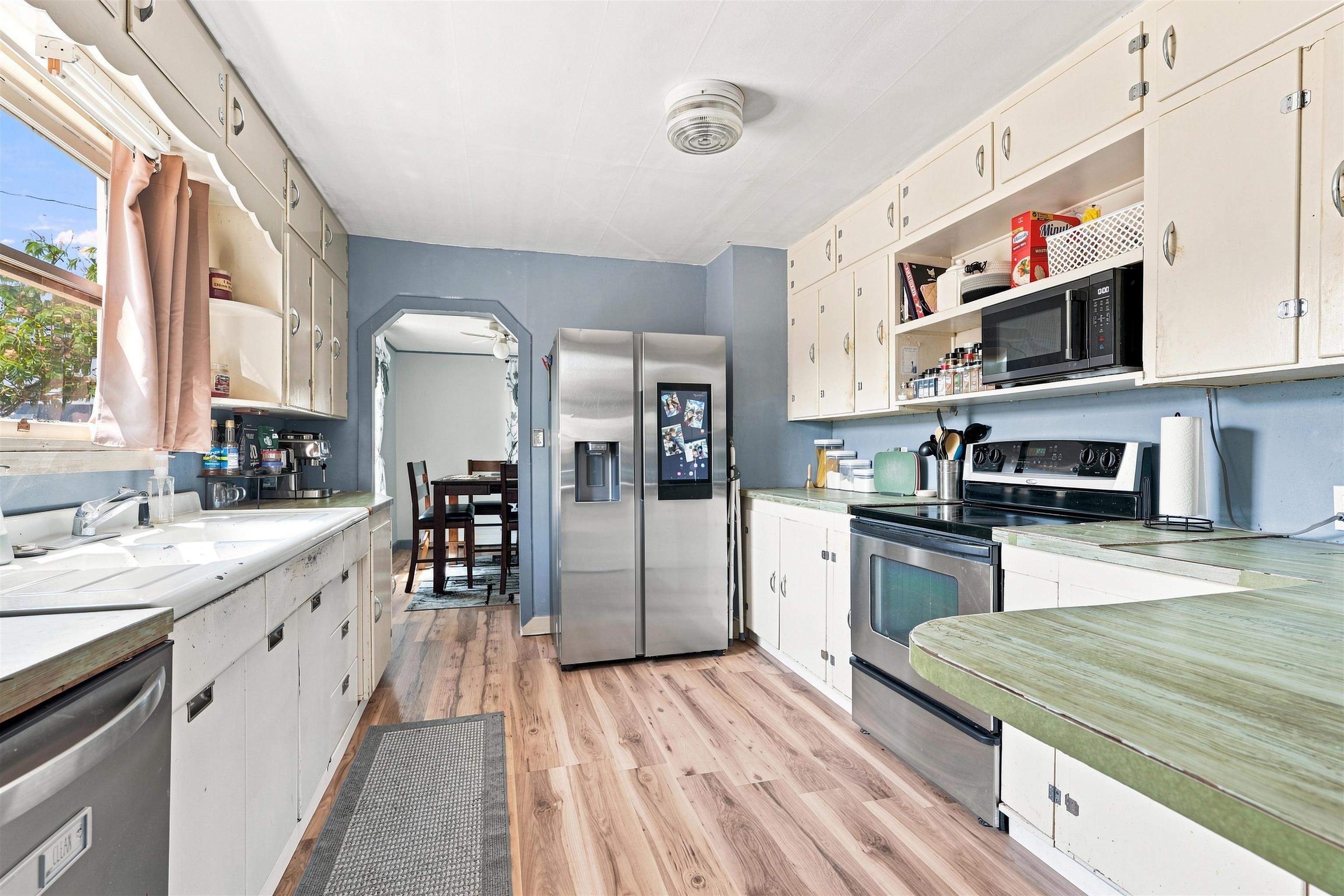 318 27 3/8 Road Property Photo 9