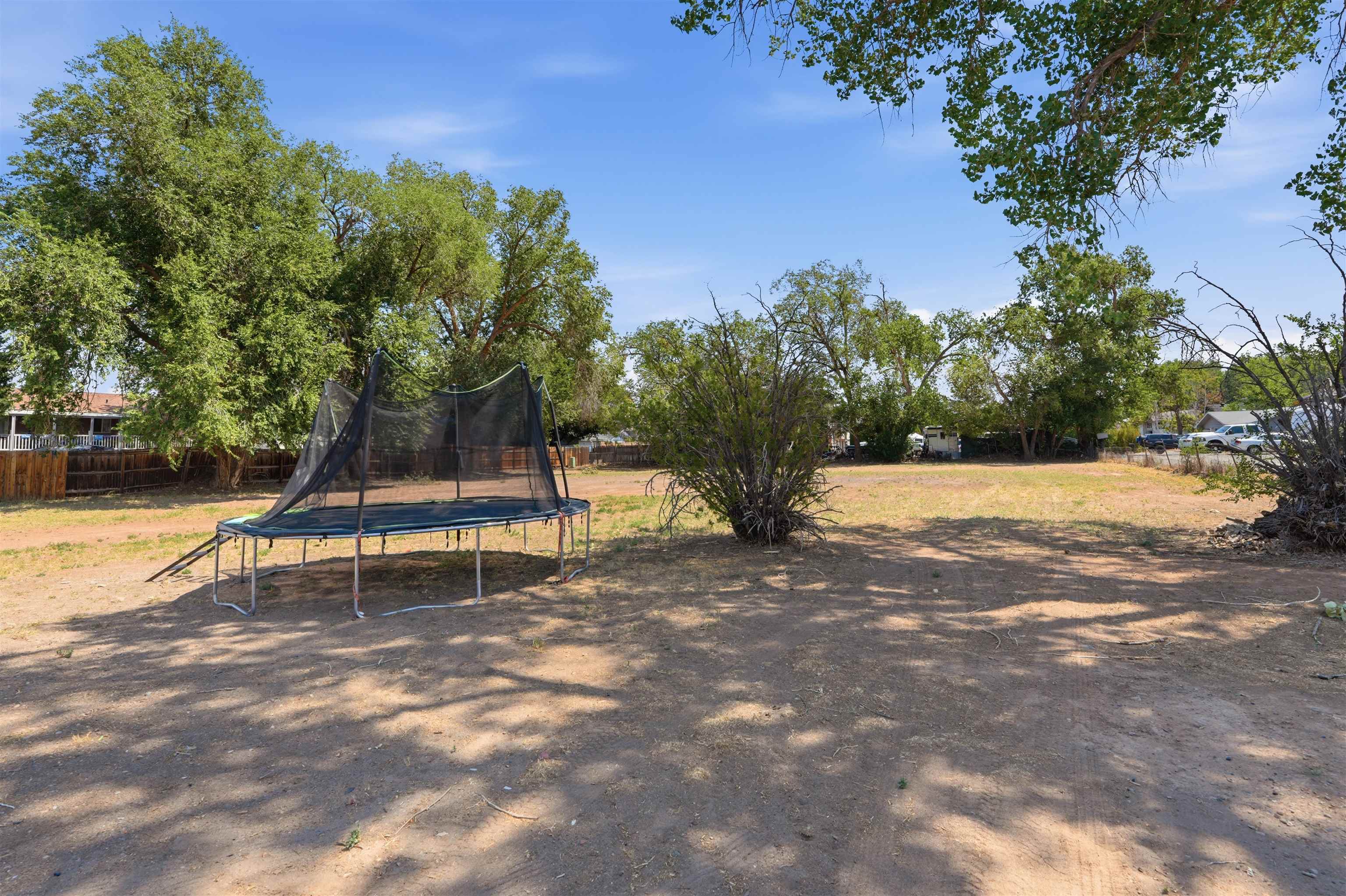 318 27 3/8 Road Property Photo 21