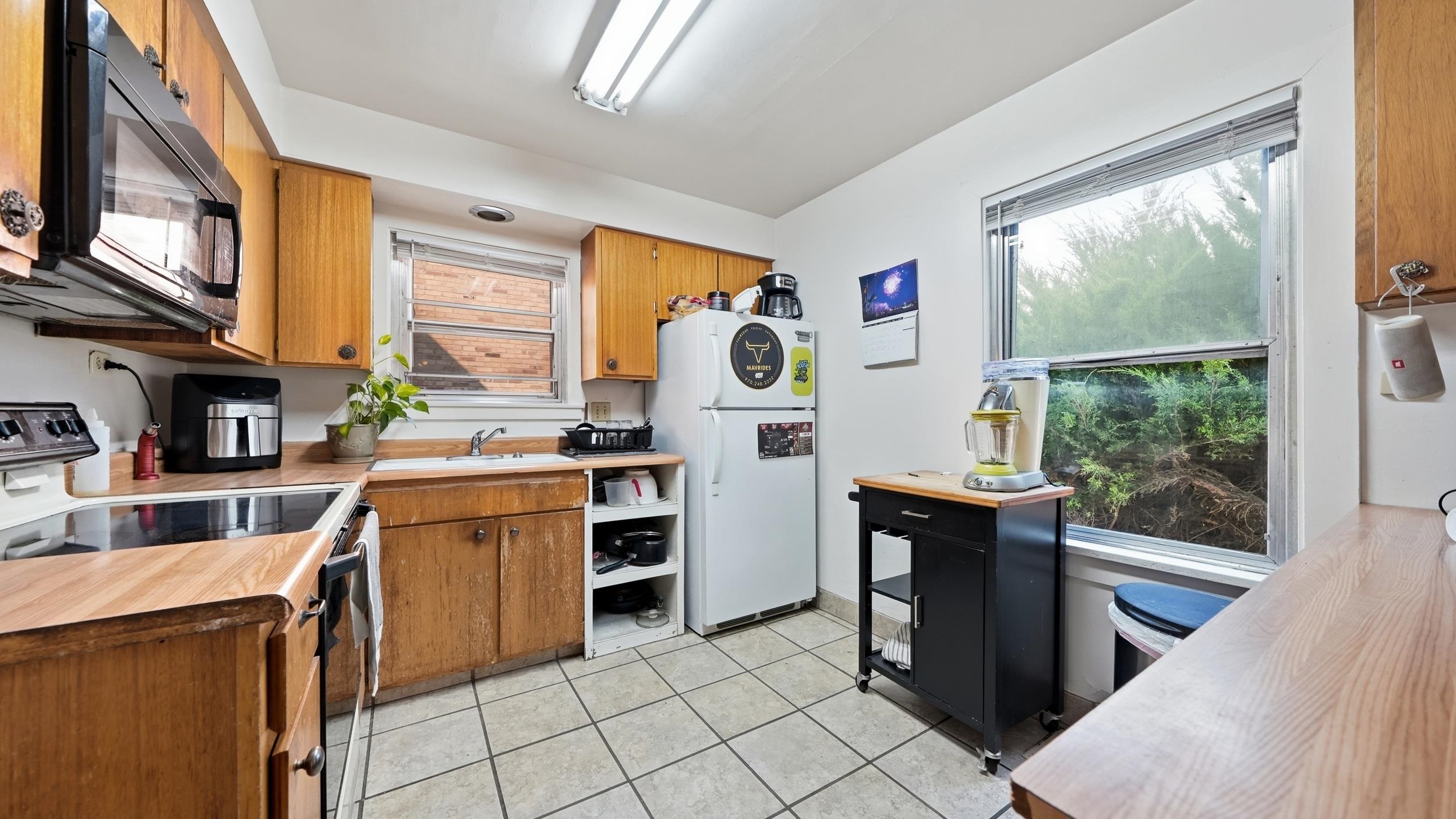 1231 Bunting Avenue Property Photo 5
