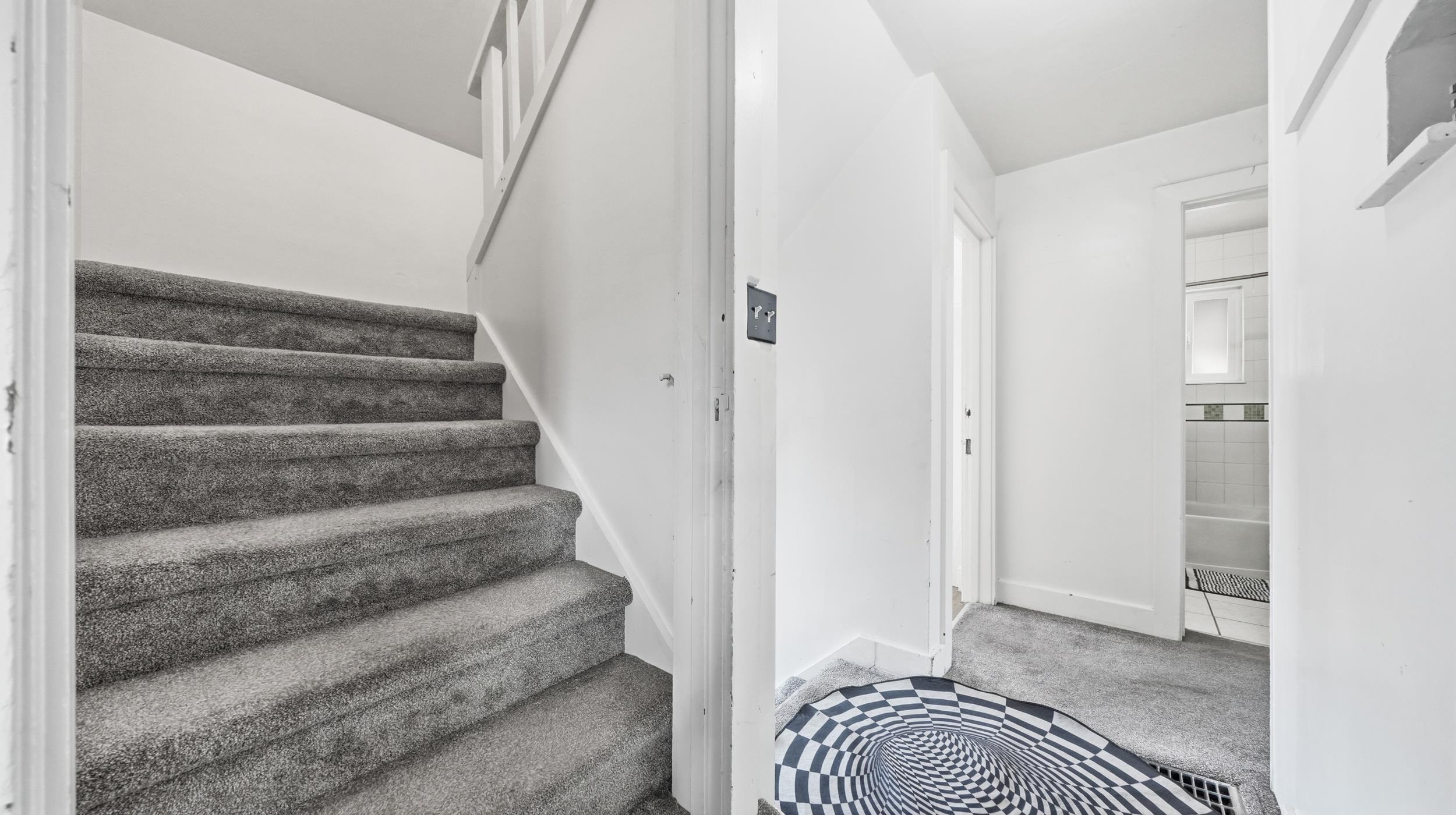 1231 Bunting Avenue Property Photo 14