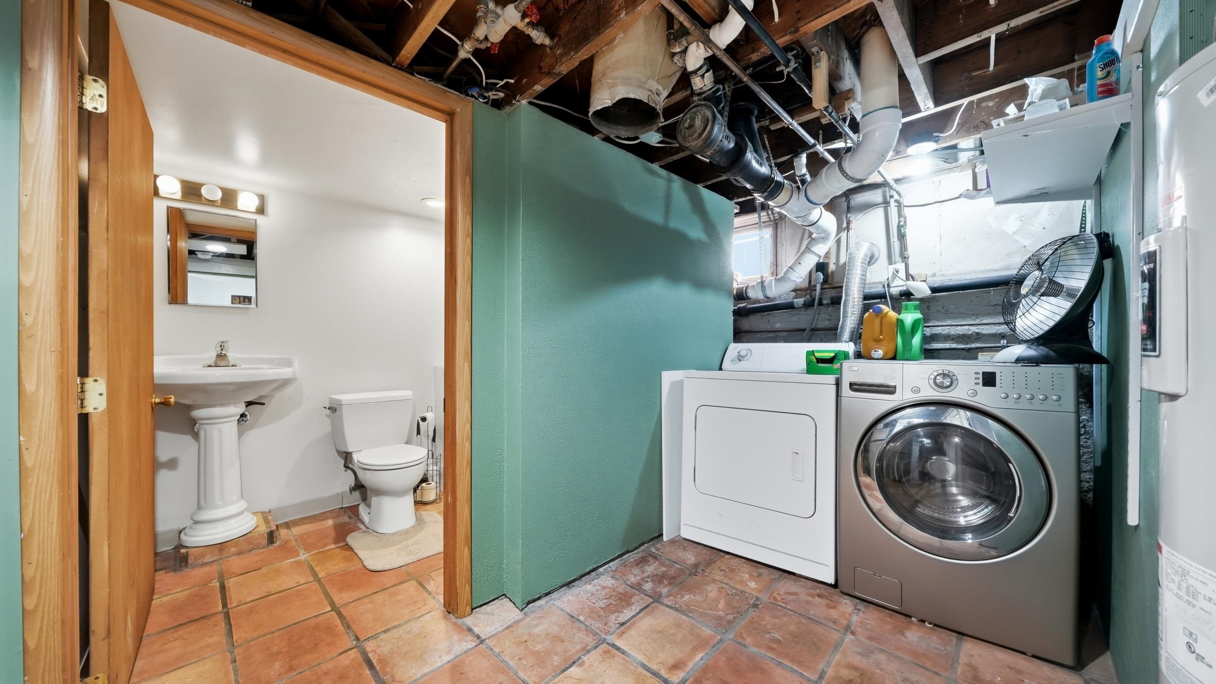 1231 Bunting Avenue Property Photo 20