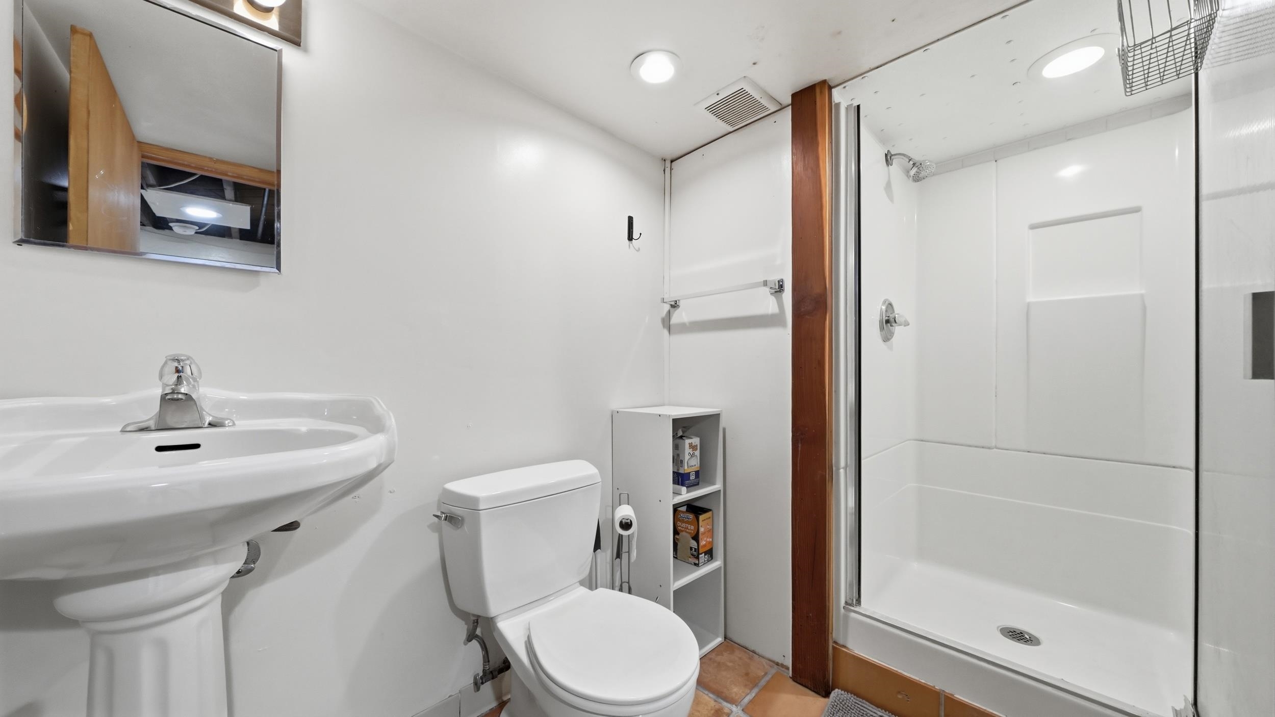 1231 Bunting Avenue Property Photo 21