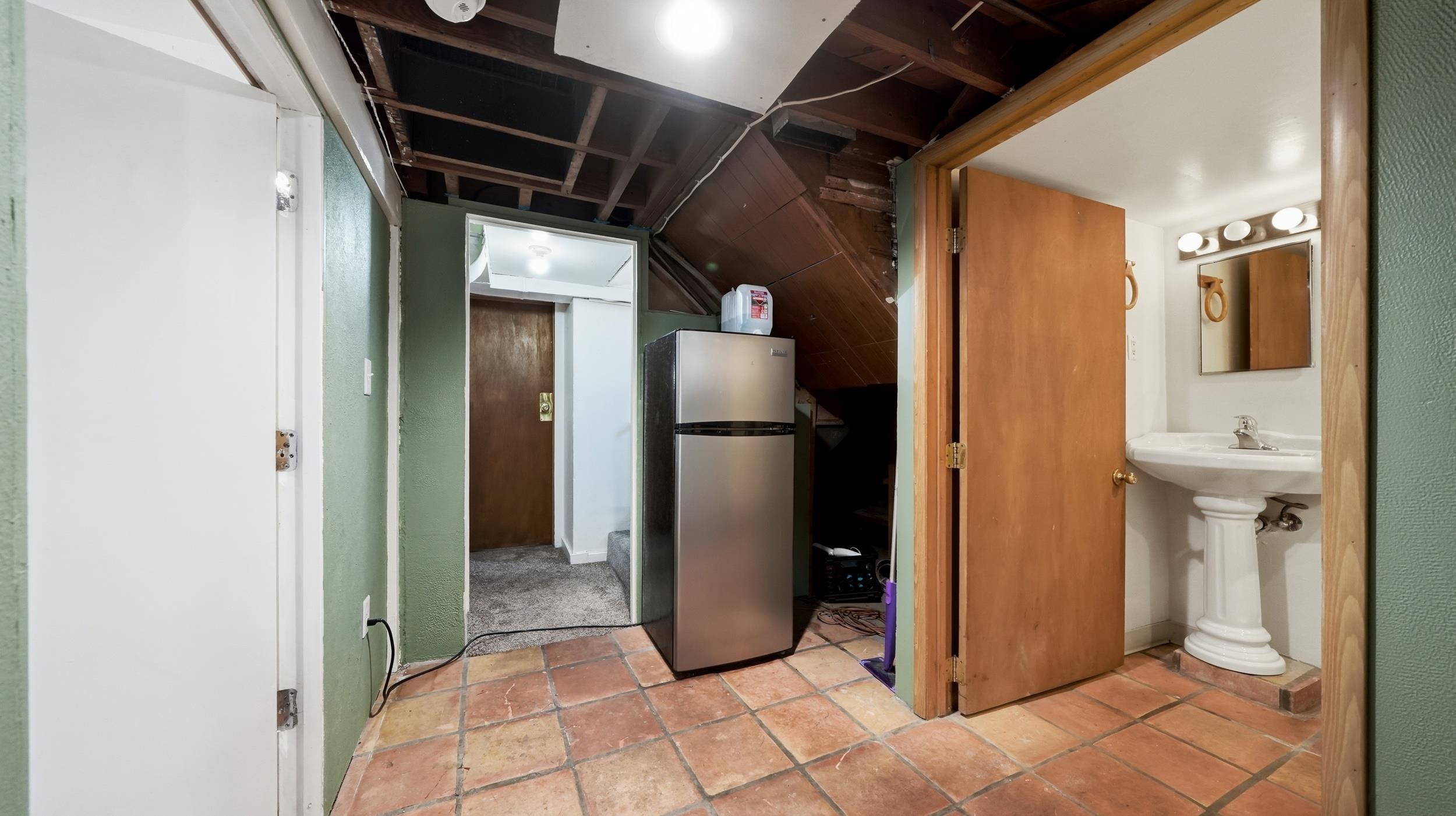 1231 Bunting Avenue Property Photo 22