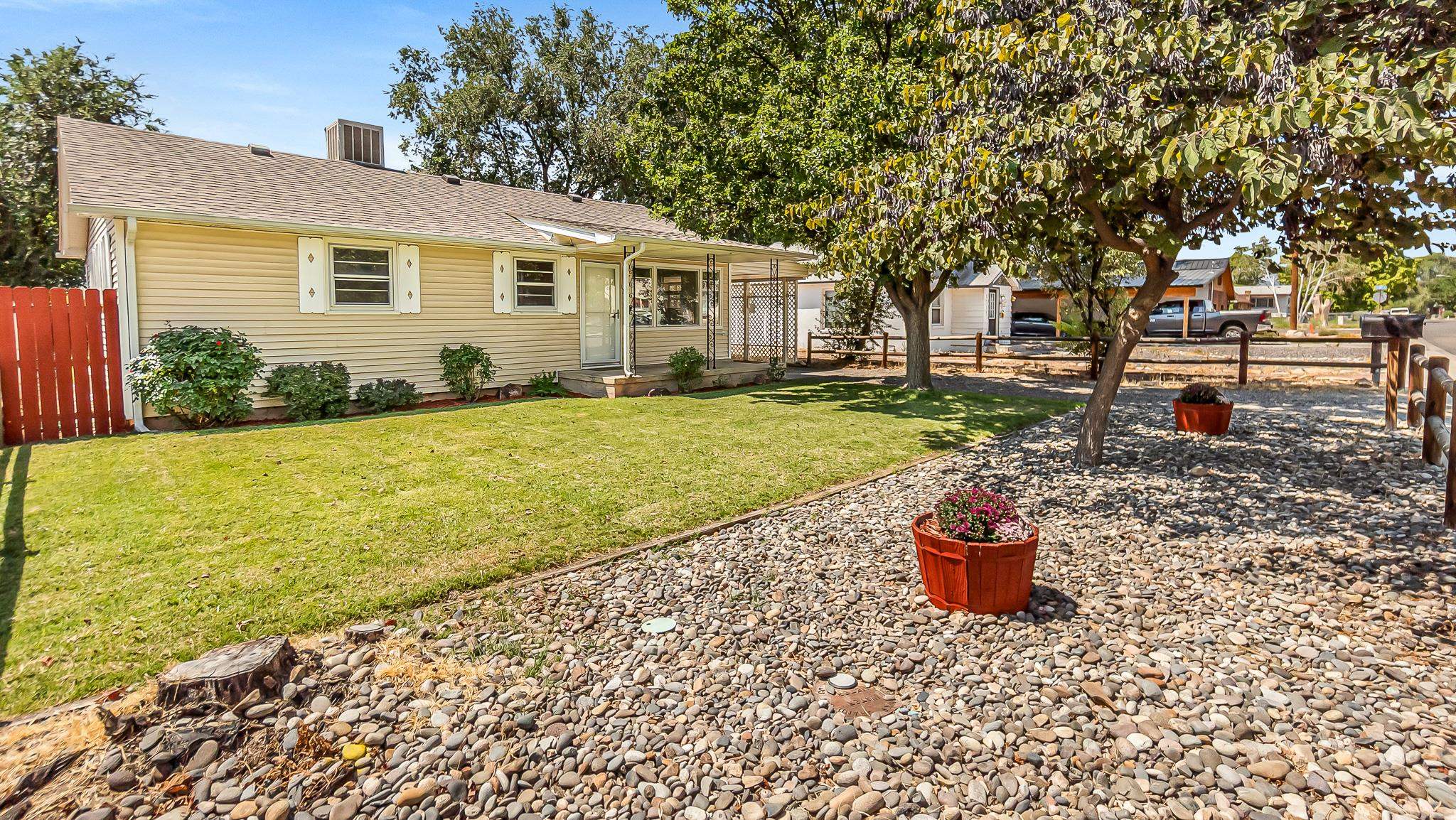 1315 Walnut Avenue Property Photo 3