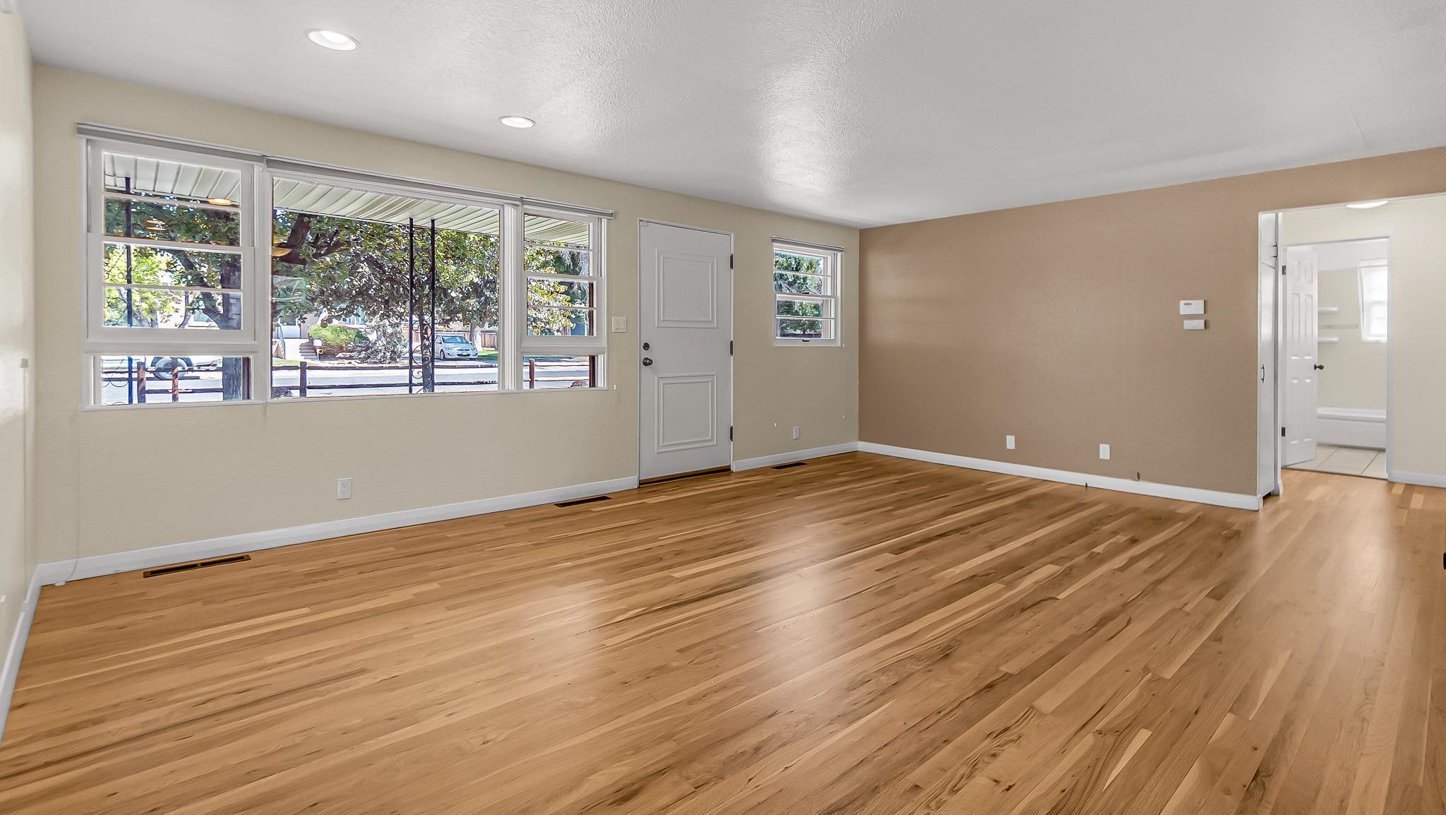 1315 Walnut Avenue Property Photo 11