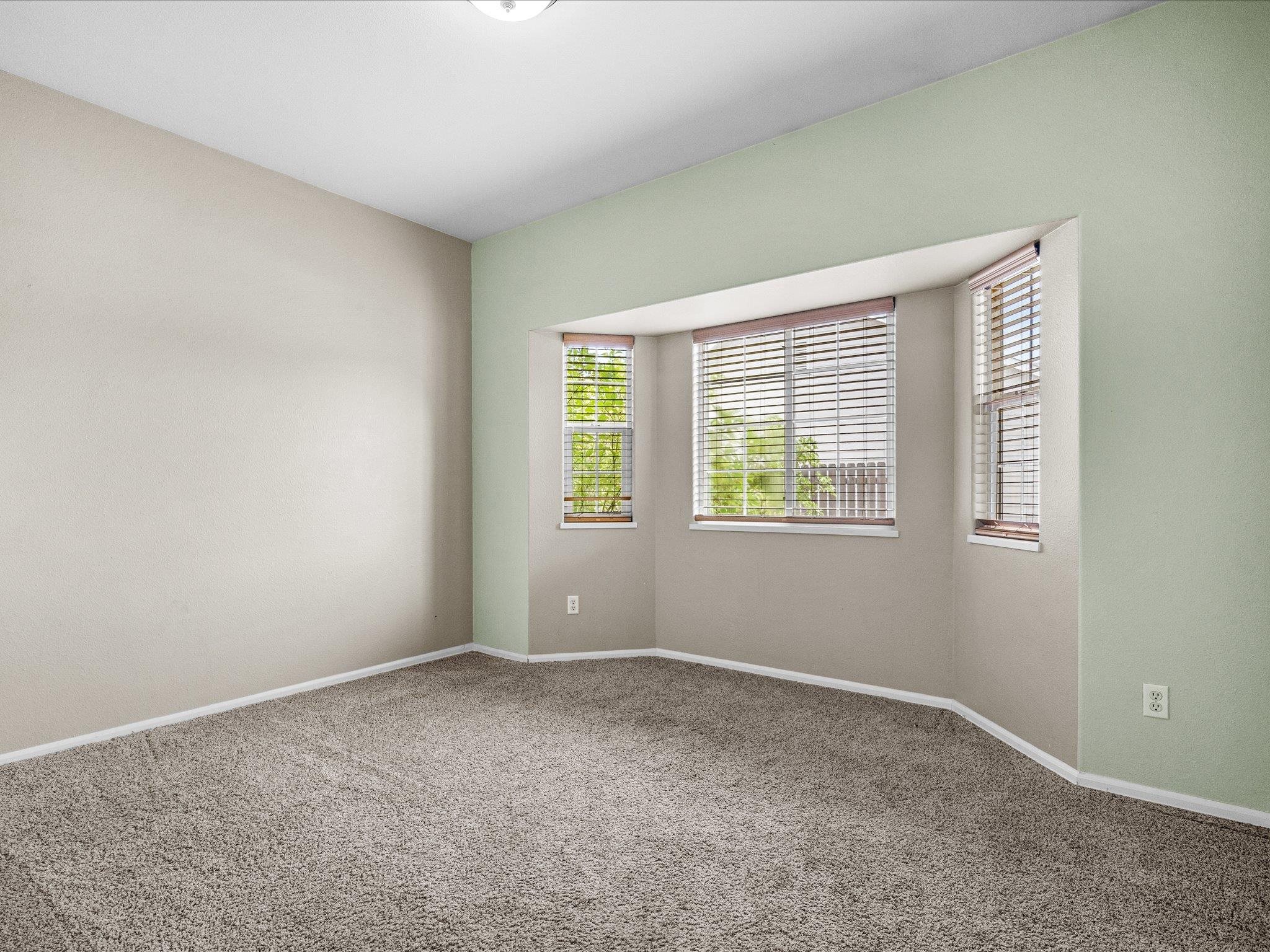 2563 Trails End Court Property Photo 25