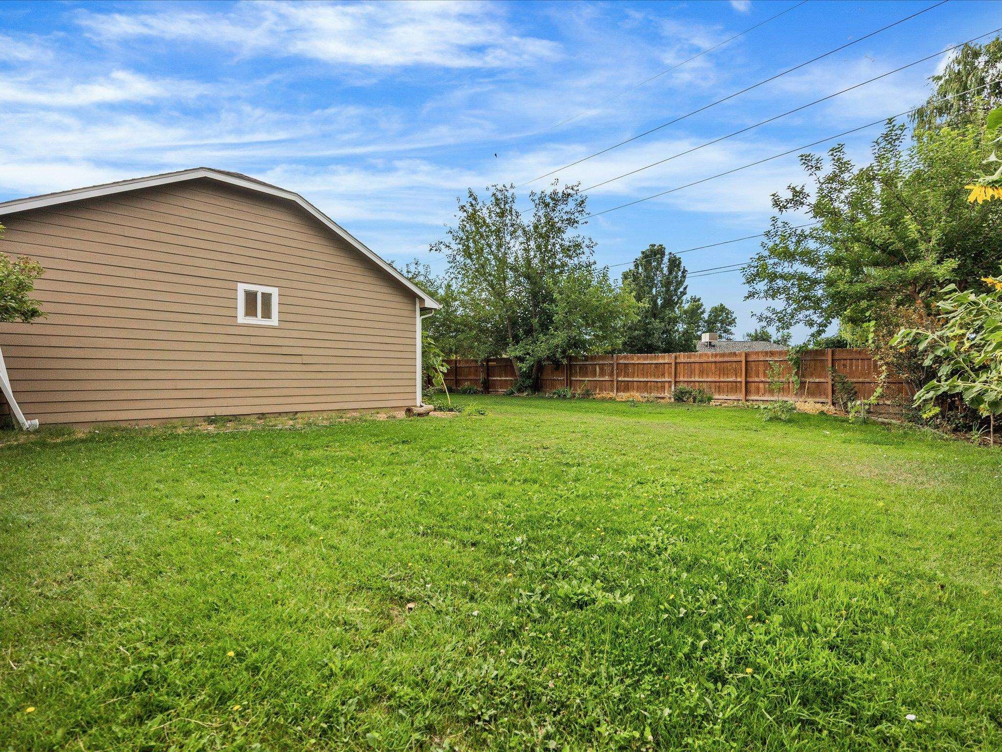2563 Trails End Court Property Photo 34