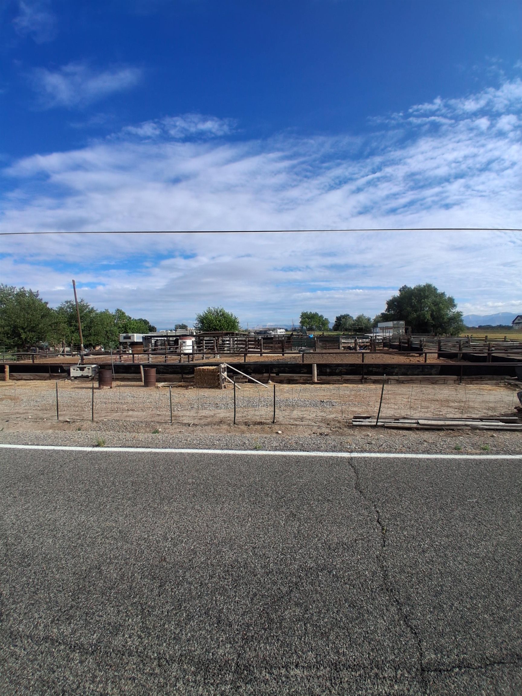 1682 M Road Property Photo 2