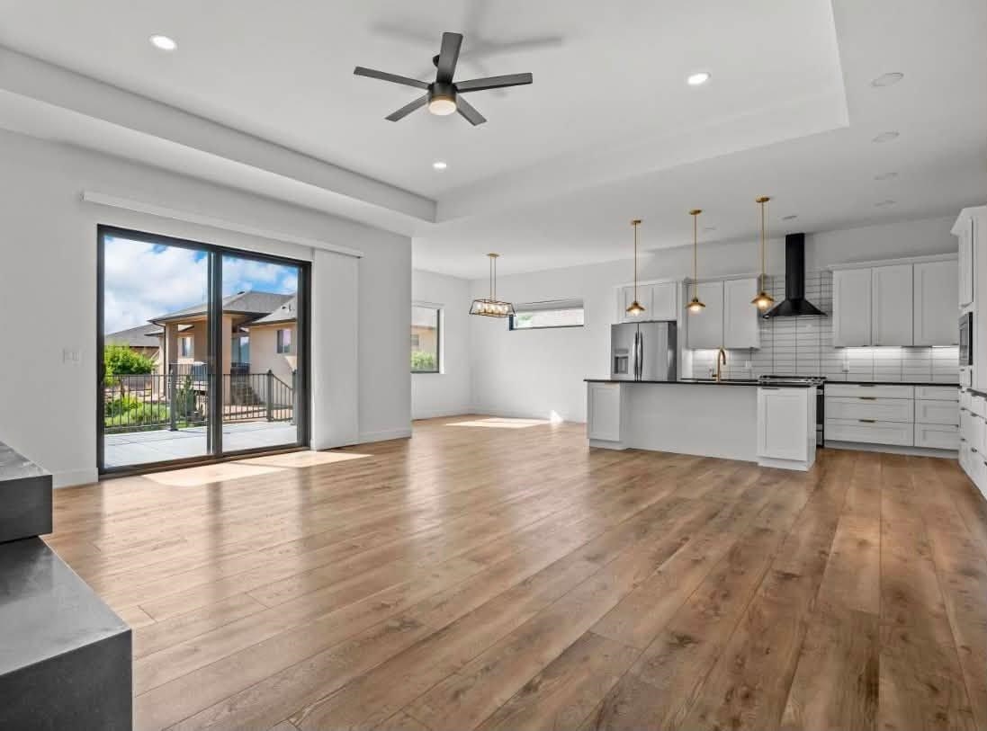 492 Spoon Court Property Photo 22