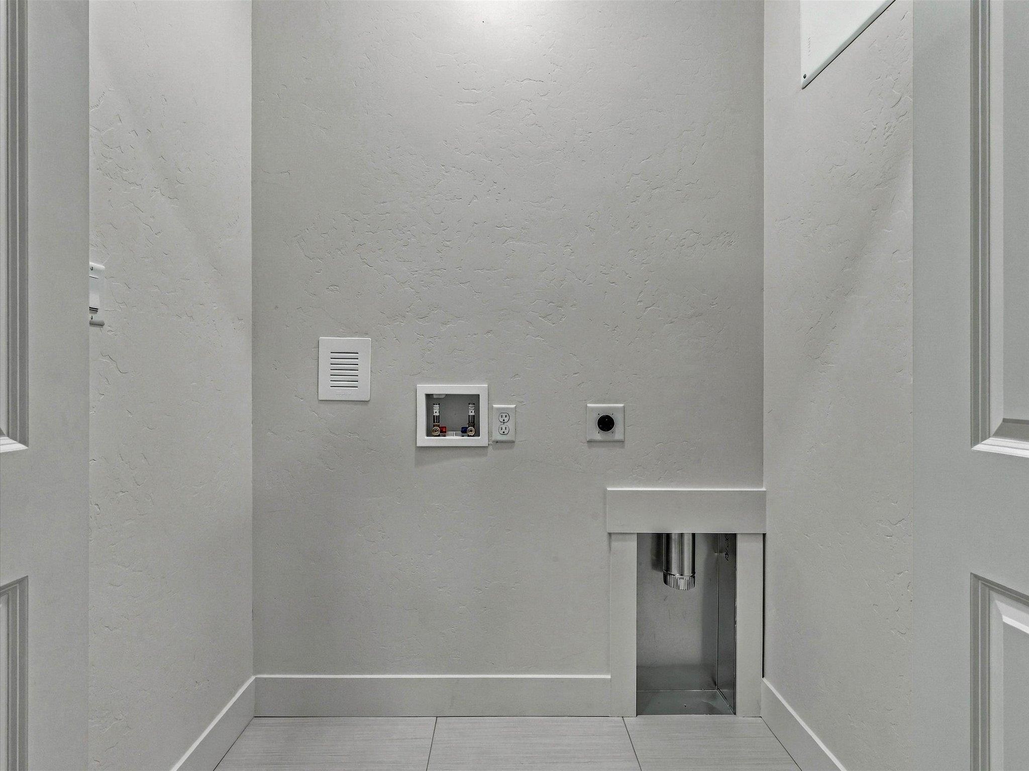 259 Sasha Street Property Photo 23