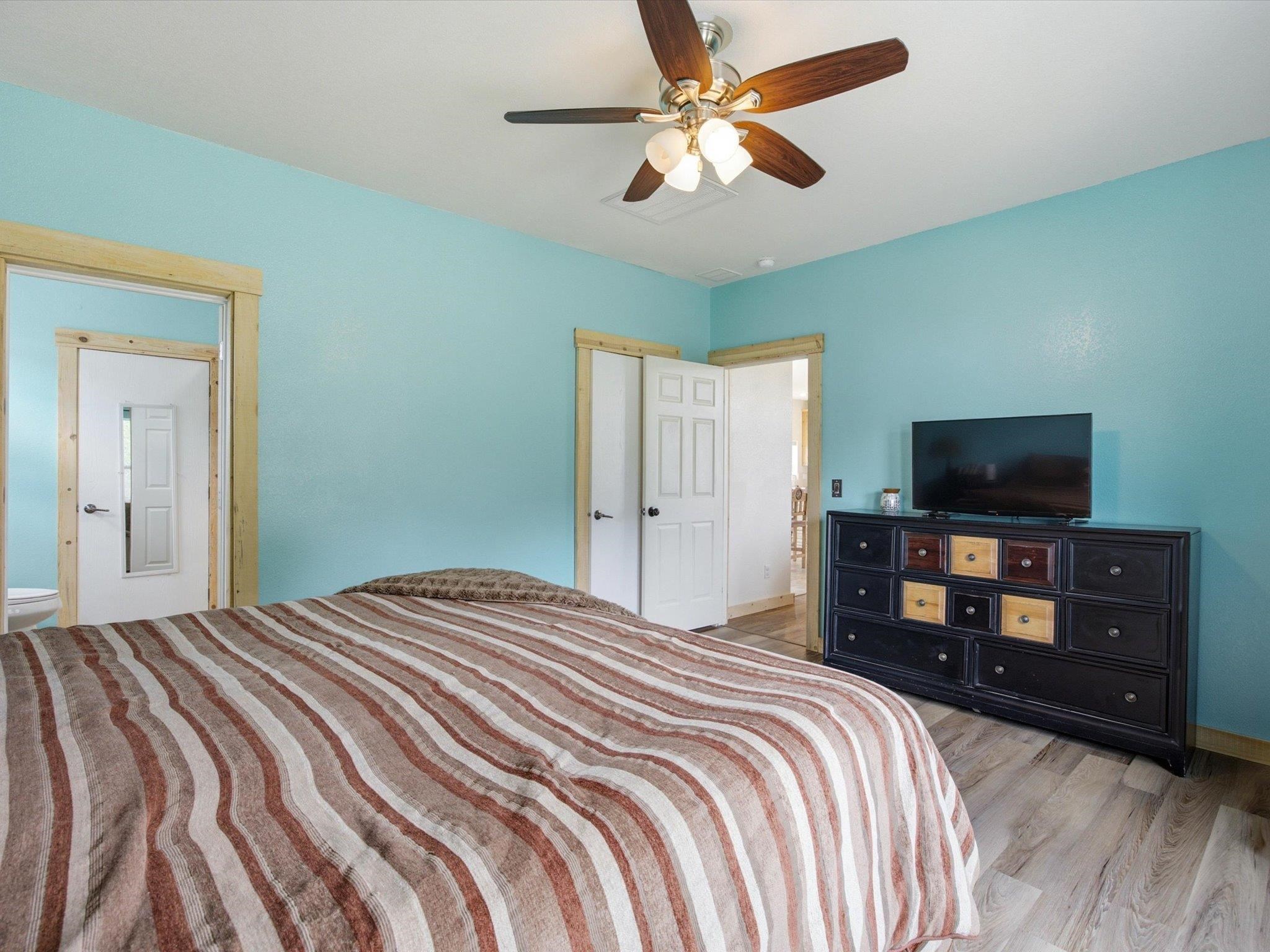 1557 I Road Property Photo 10