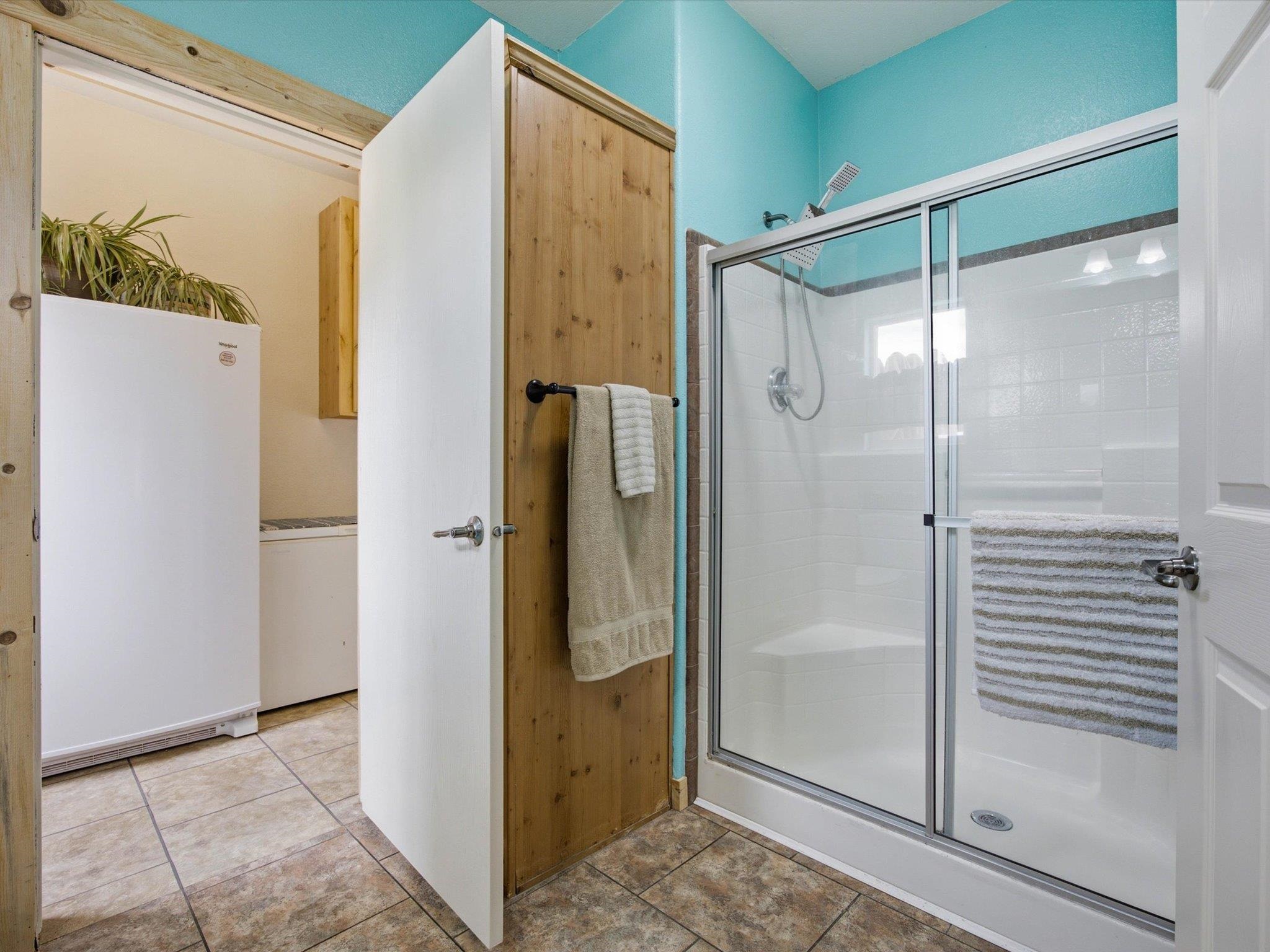 1557 I Road Property Photo 12