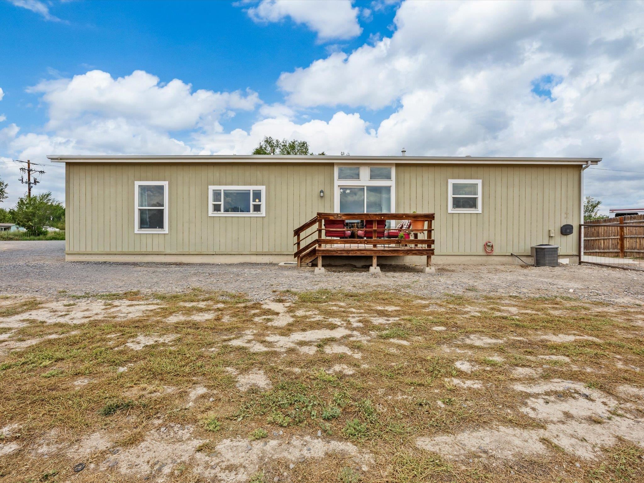 1557 I Road Property Photo 24