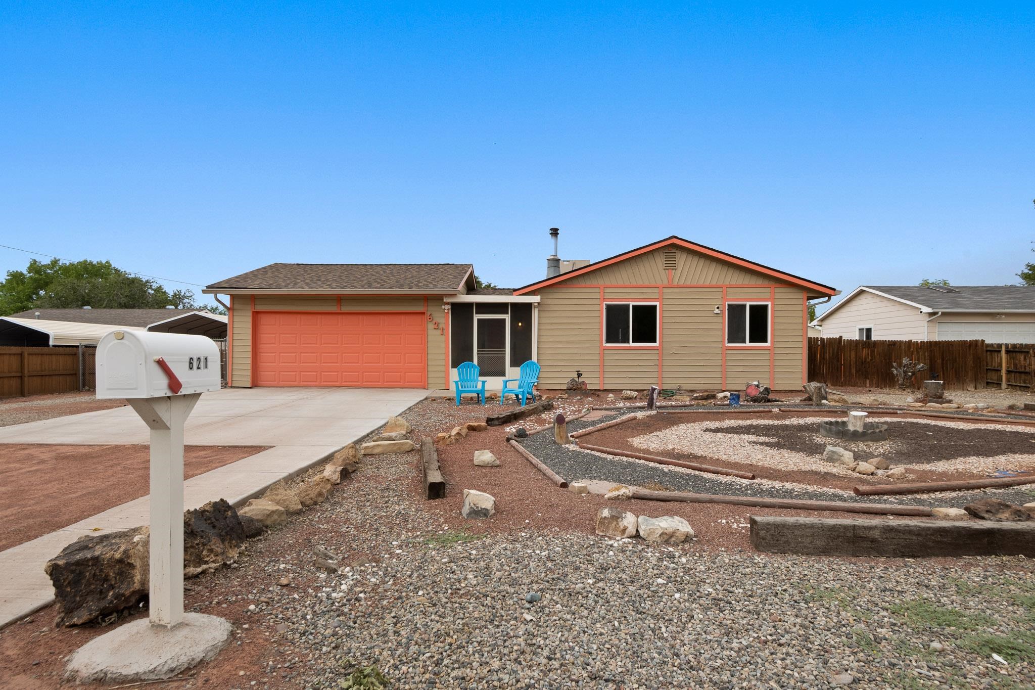 621 32 Road Property Photo 1