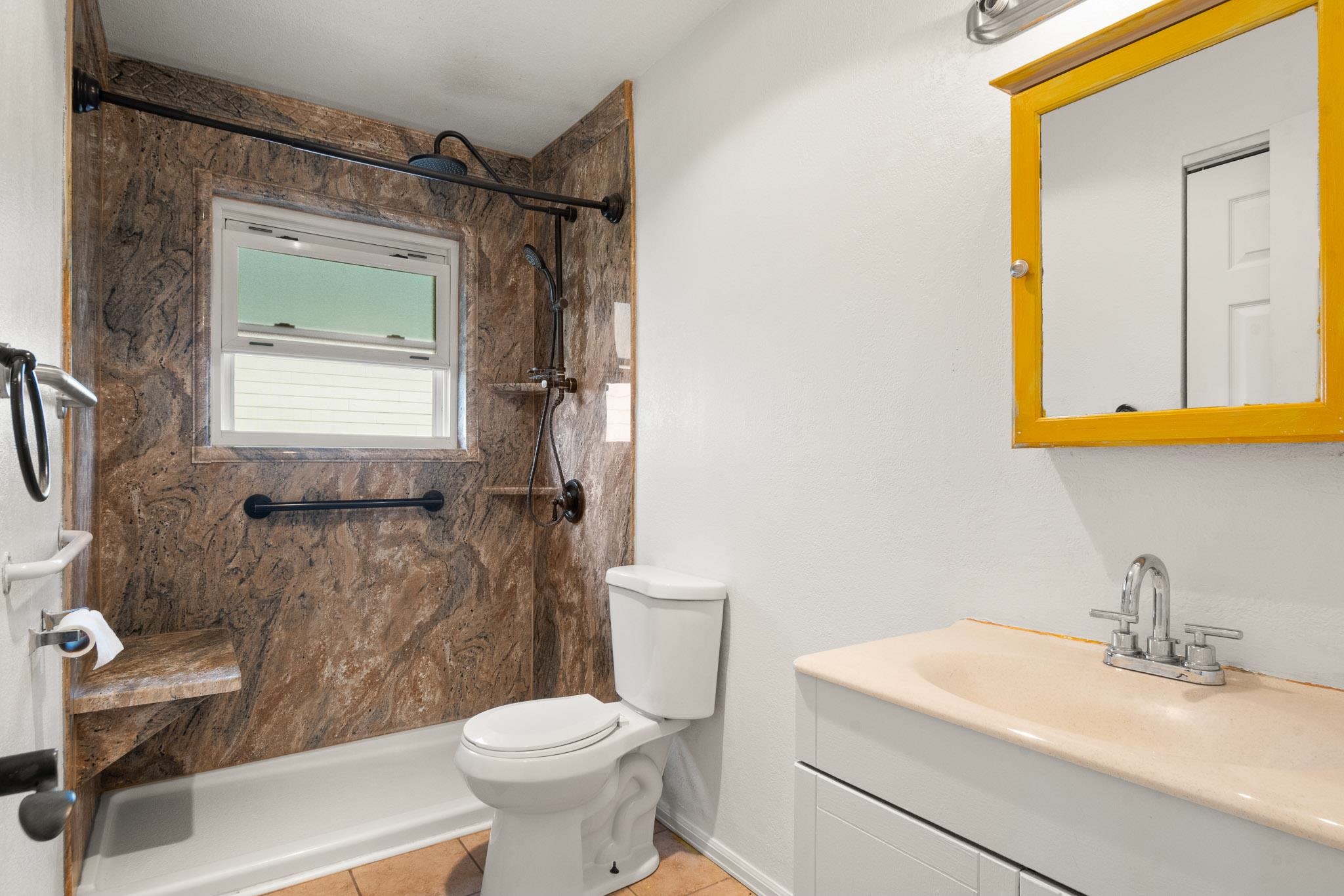 621 32 Road Property Photo 10