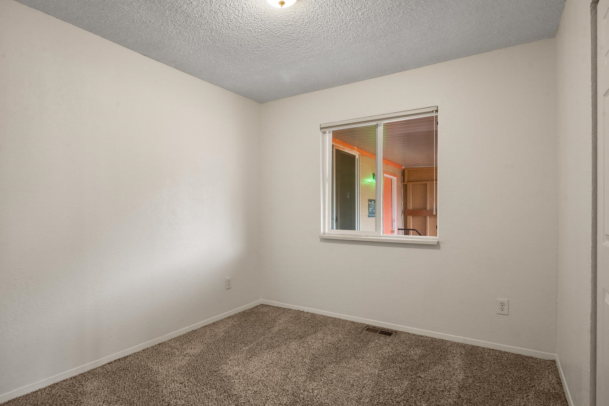 621 32 Road Property Photo 11