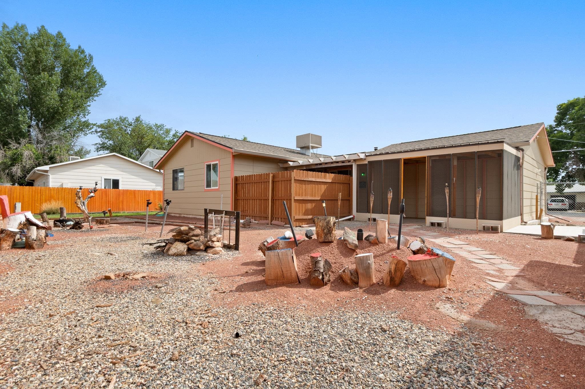 621 32 Road Property Photo 18