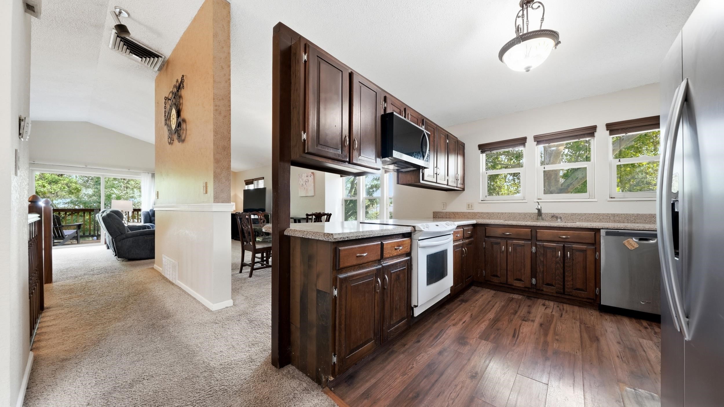 2902 Violet Place Property Photo 15