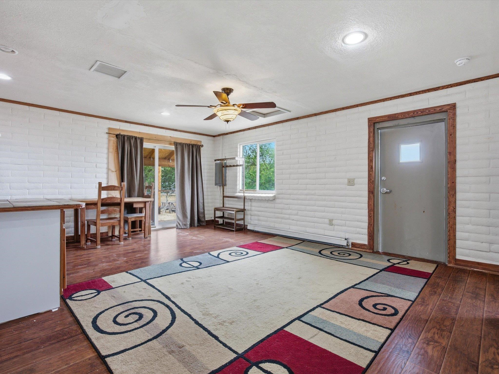 11055 Highway 65 Property Photo 13