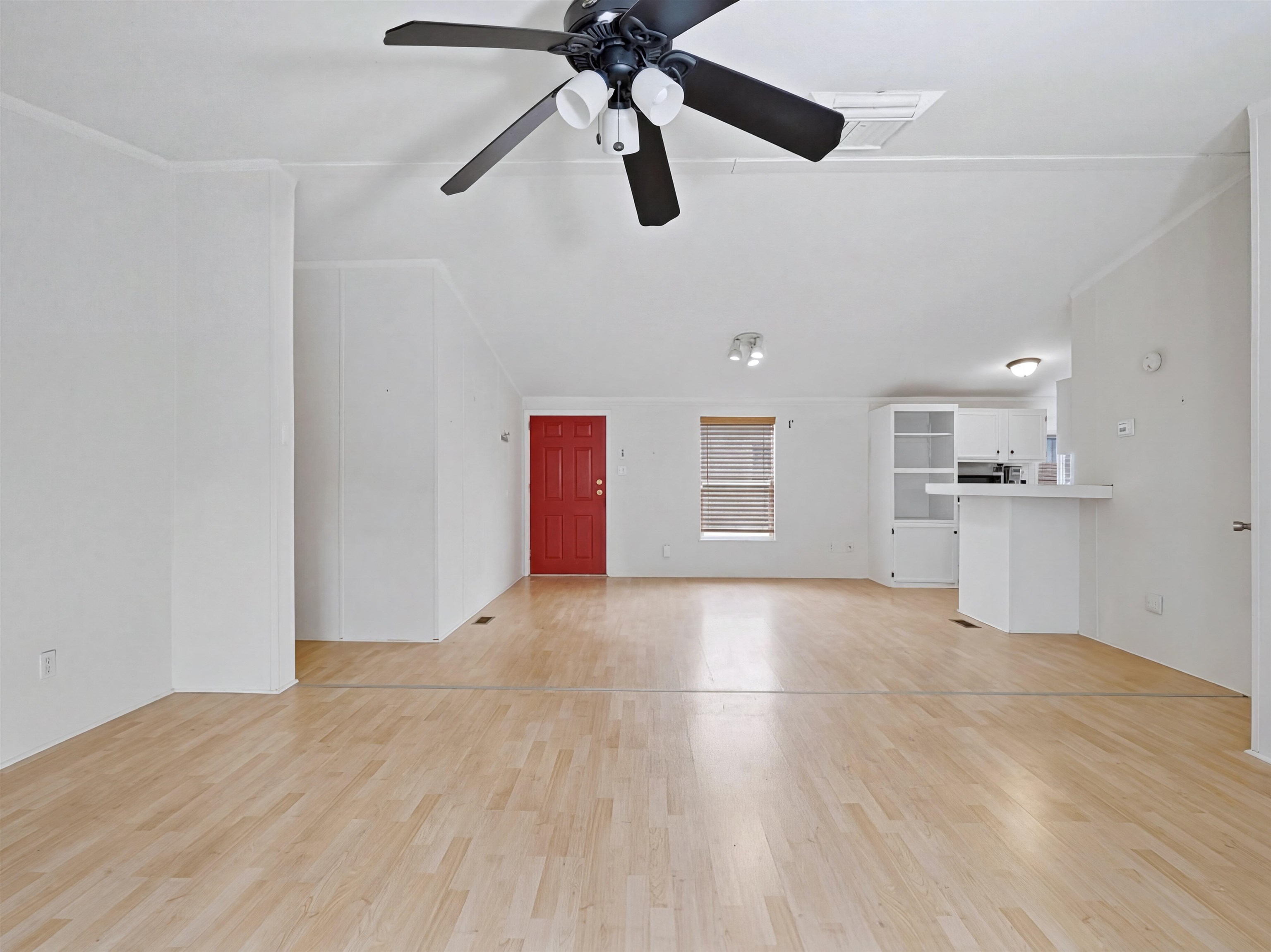 435 32 Road Property Photo 4