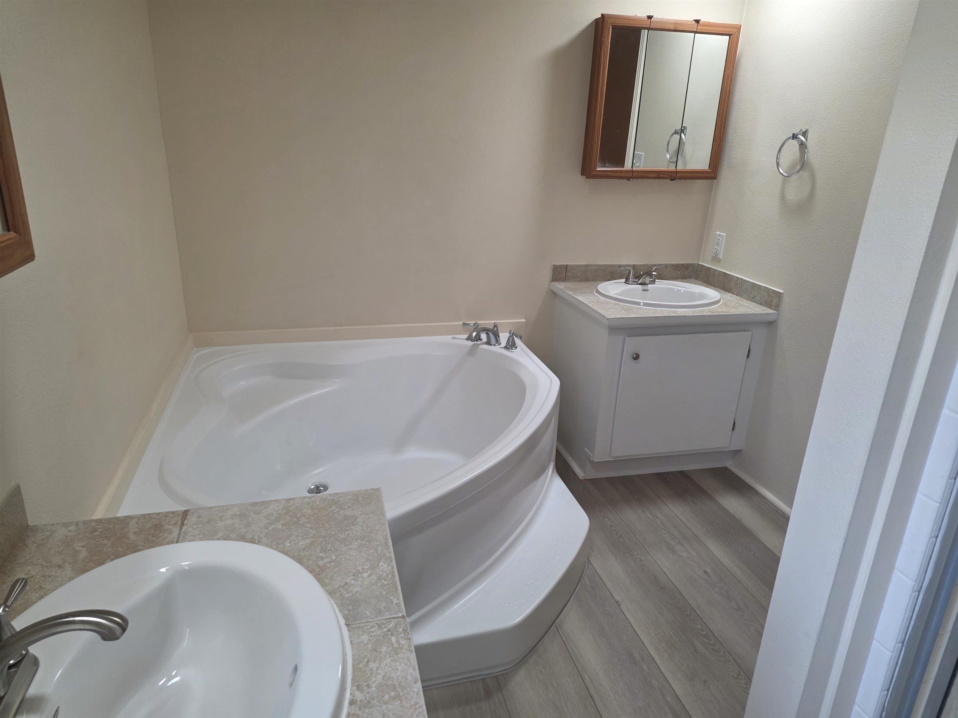 435 32 Road Property Photo 10