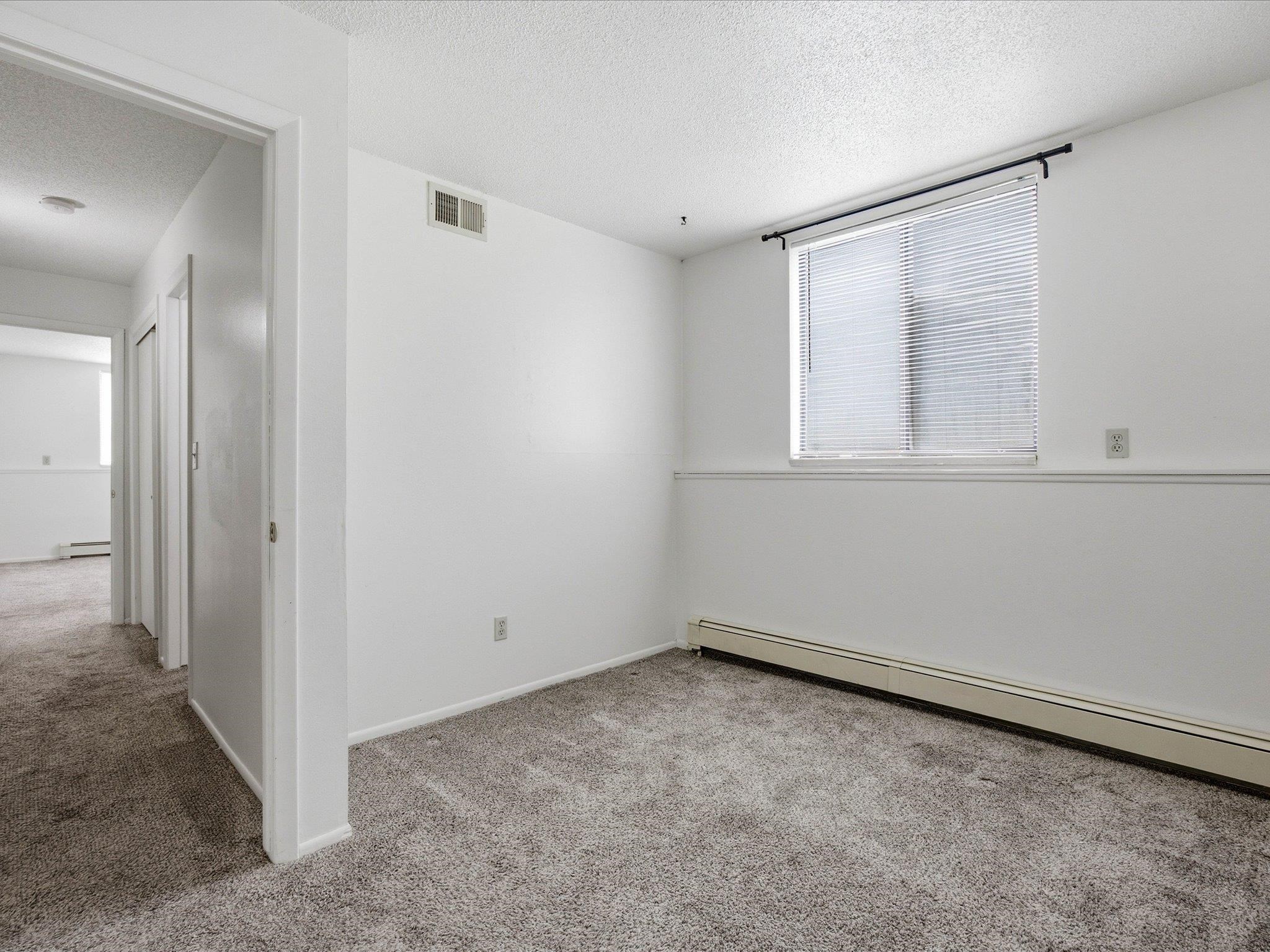 3233 Lakeside Drive Property Photo 8